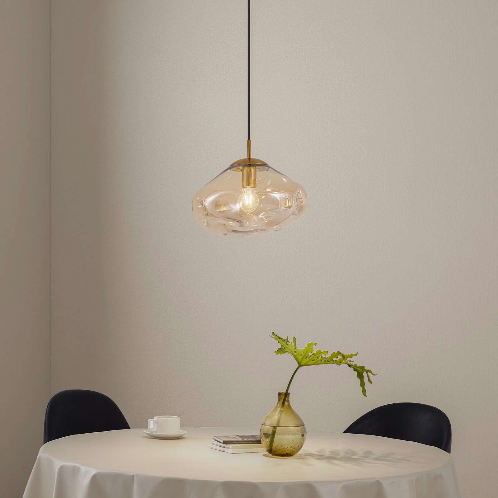 Lindby Hängeleuchte Lelia, amber, Glas, Ø 35 cm