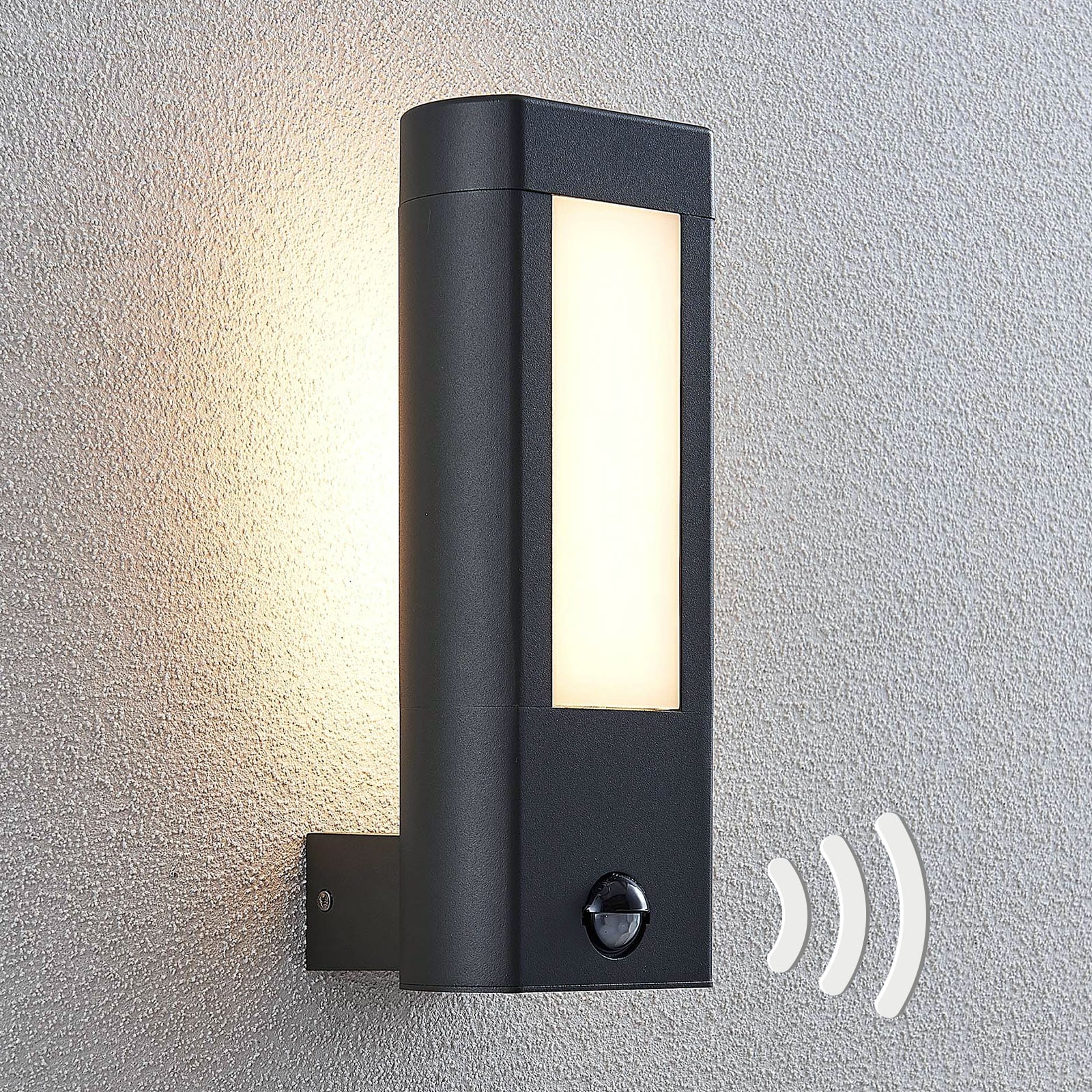 LED-Außenwandlampe Mhairi mit Bewegungsmelder