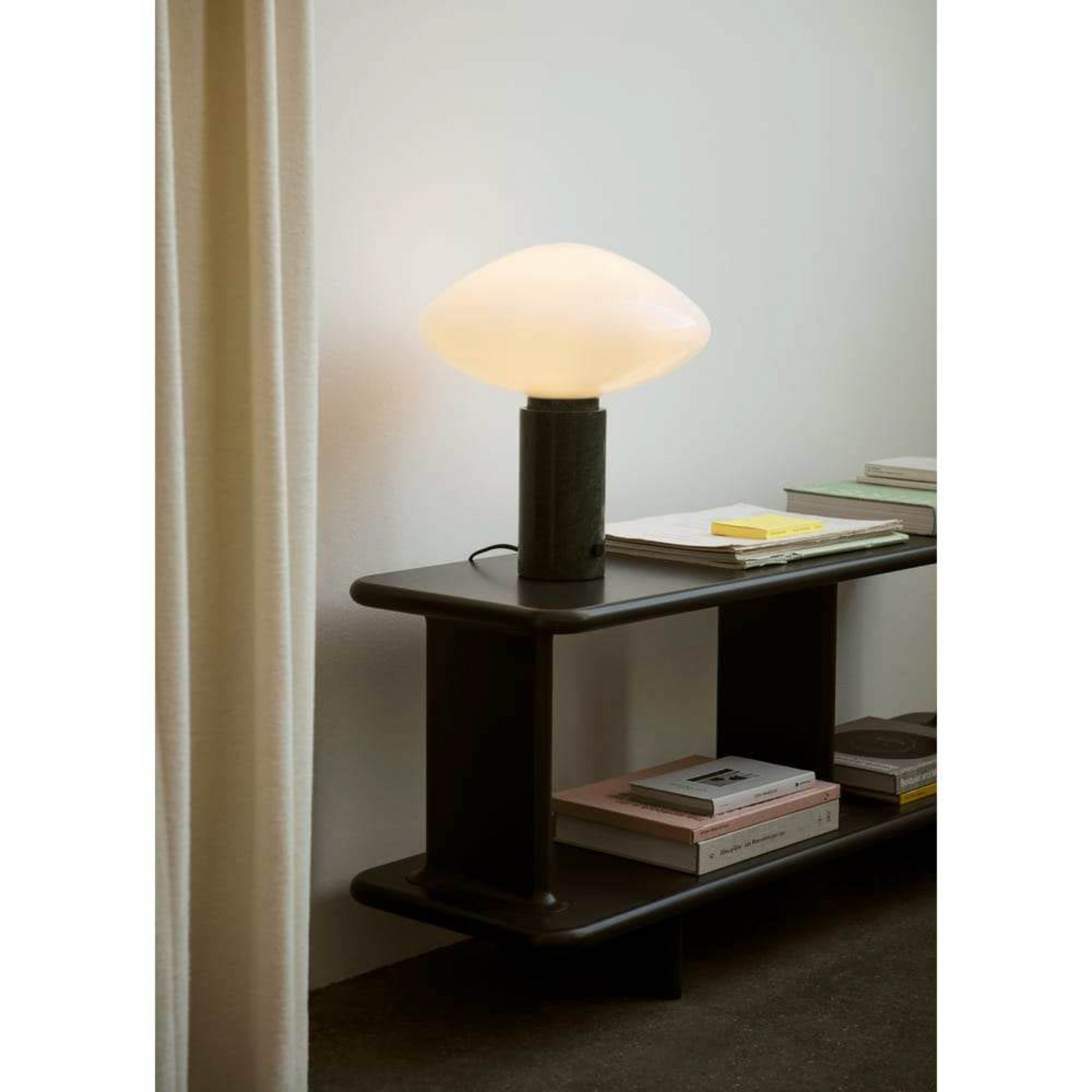 Mist AP17 Table Lamp Matt White/Guatemala Verde - &Tradition