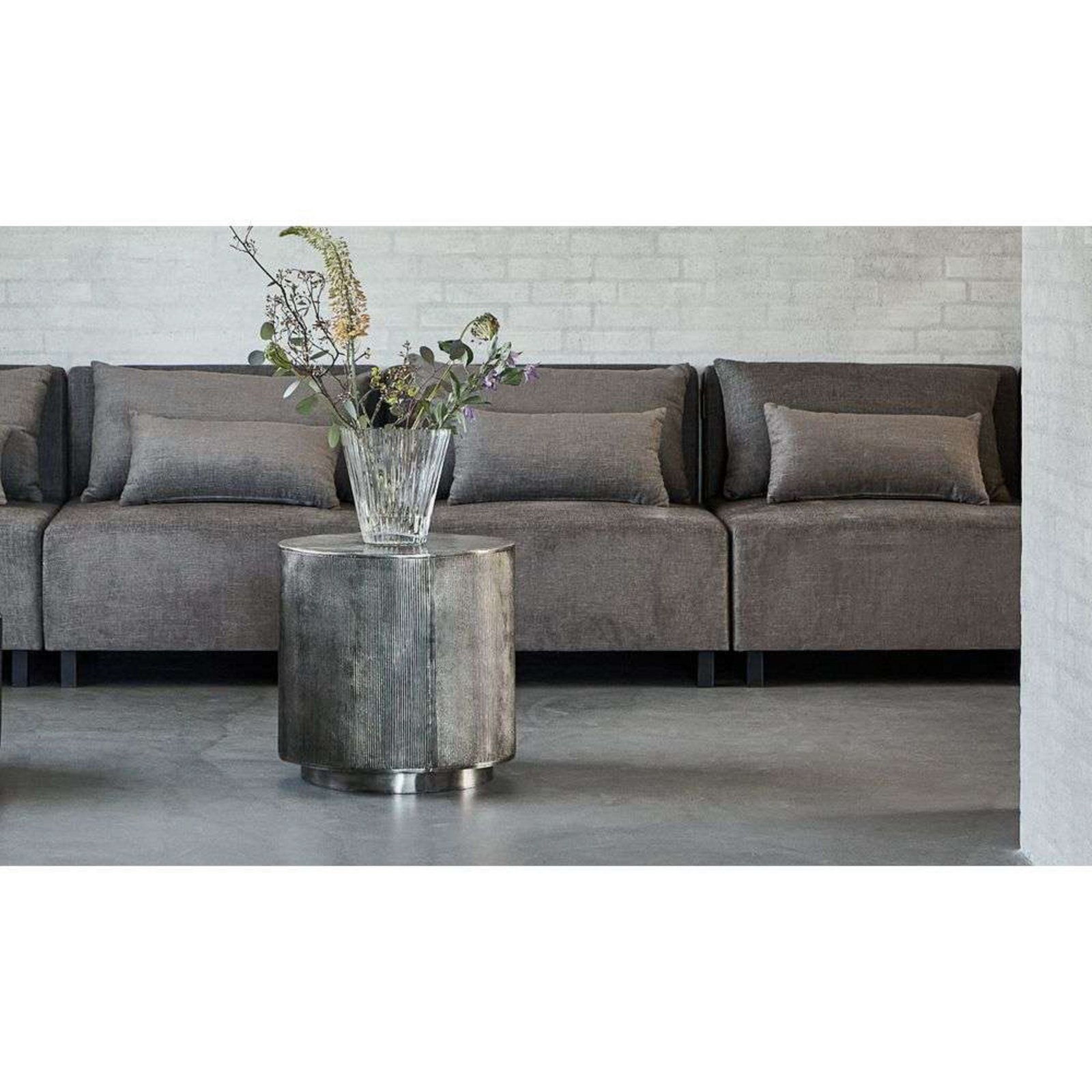 Rota Sofa de masă H50 Ø50 Brushed Silver - House Doctor