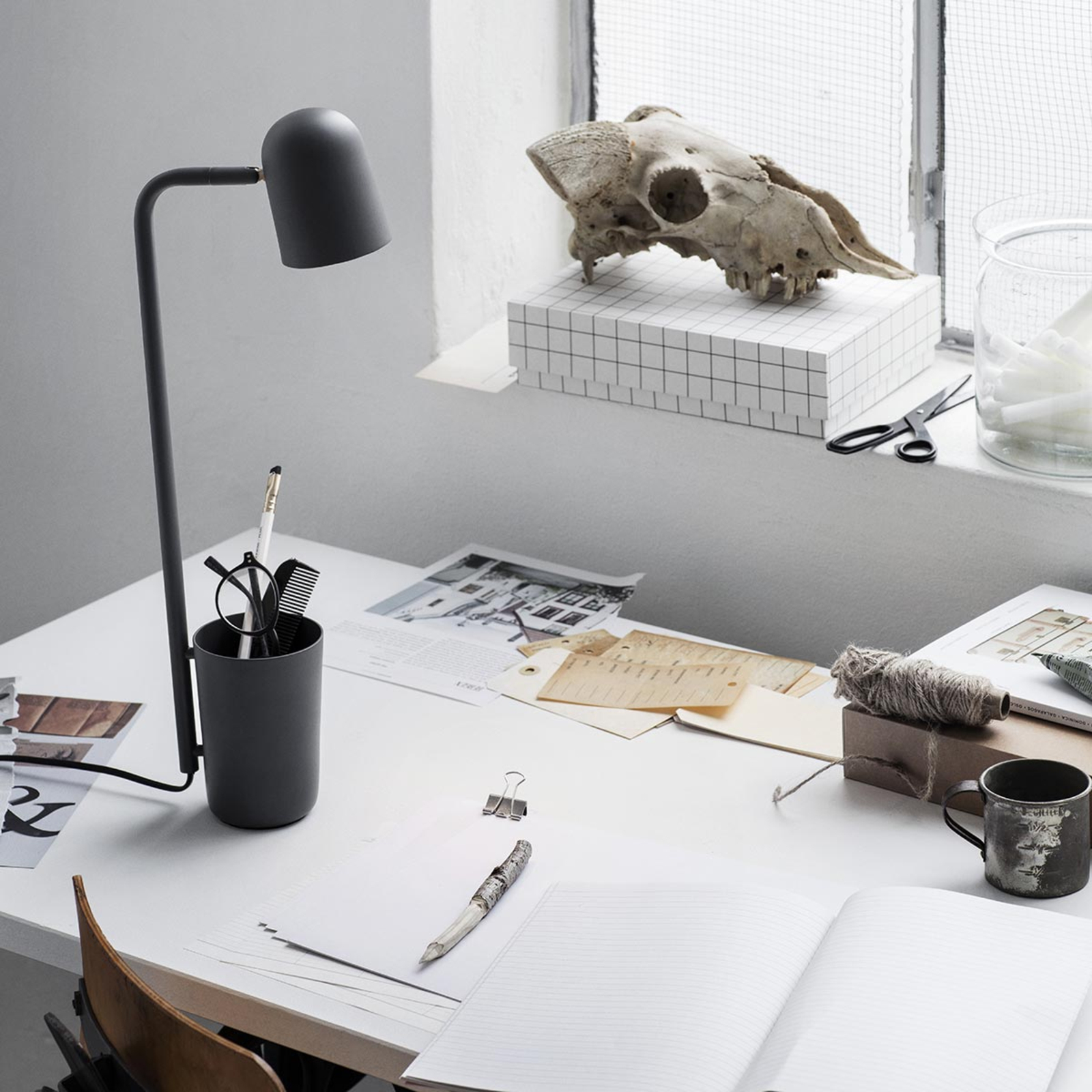 Northern Buddy - lampe de bureau, anthracite