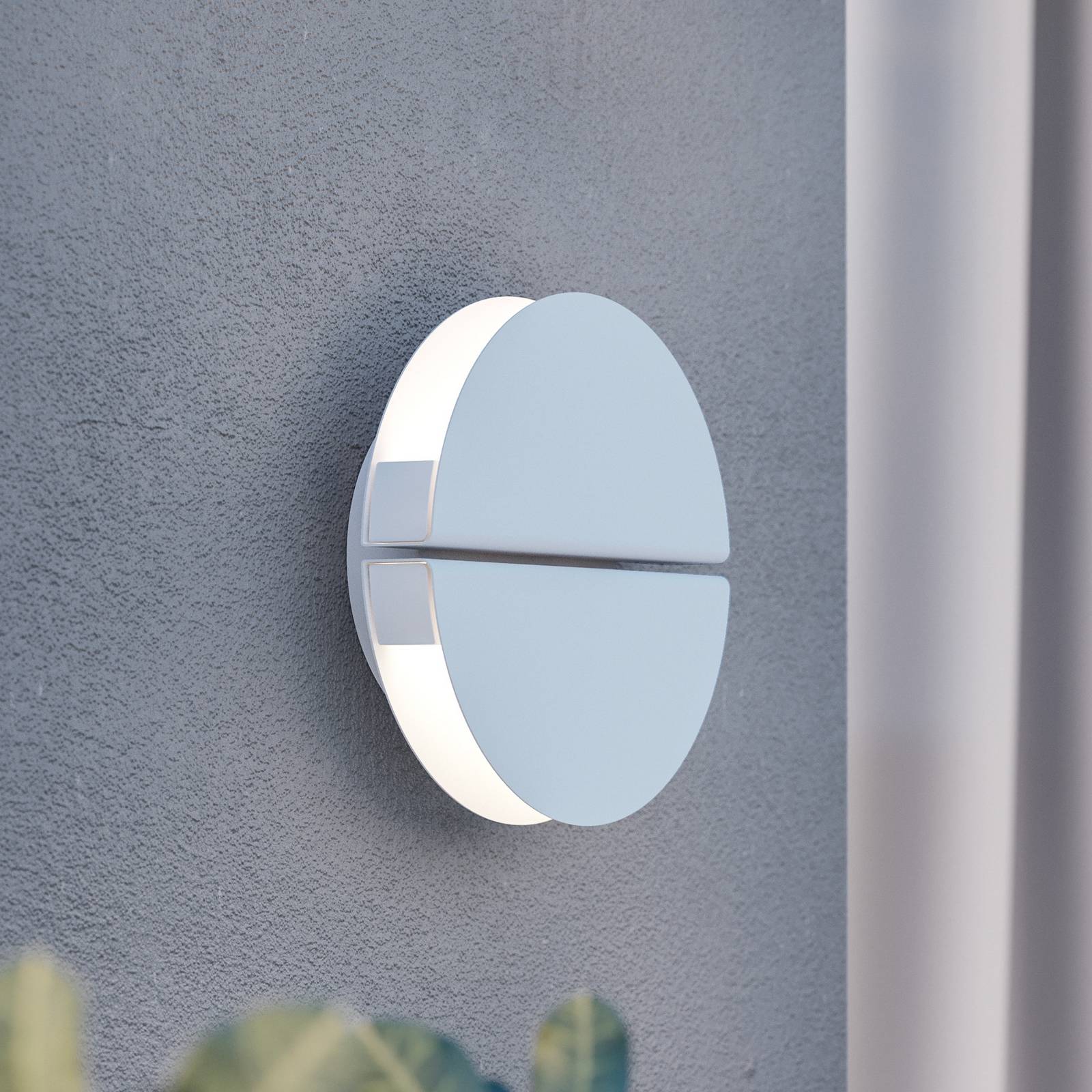 EGLO Vascella LED outdoor wall lamp, white, Ø 18 cm, metal