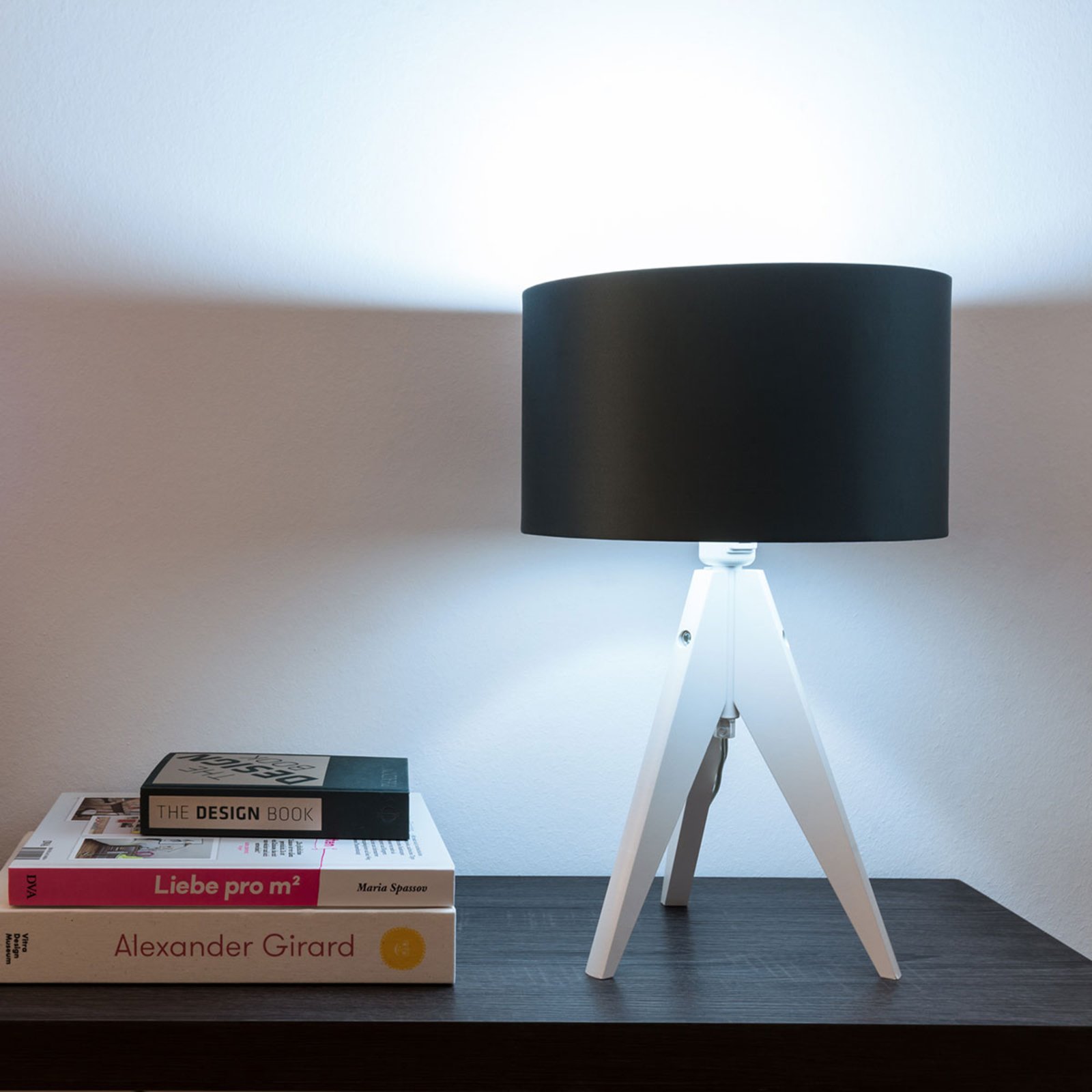 Müller Licht tint white+color LED lamp E27 9W