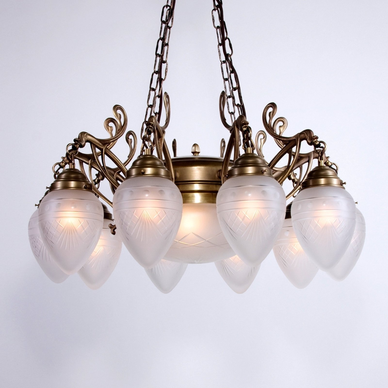 Jerome chandelier, hand-finished