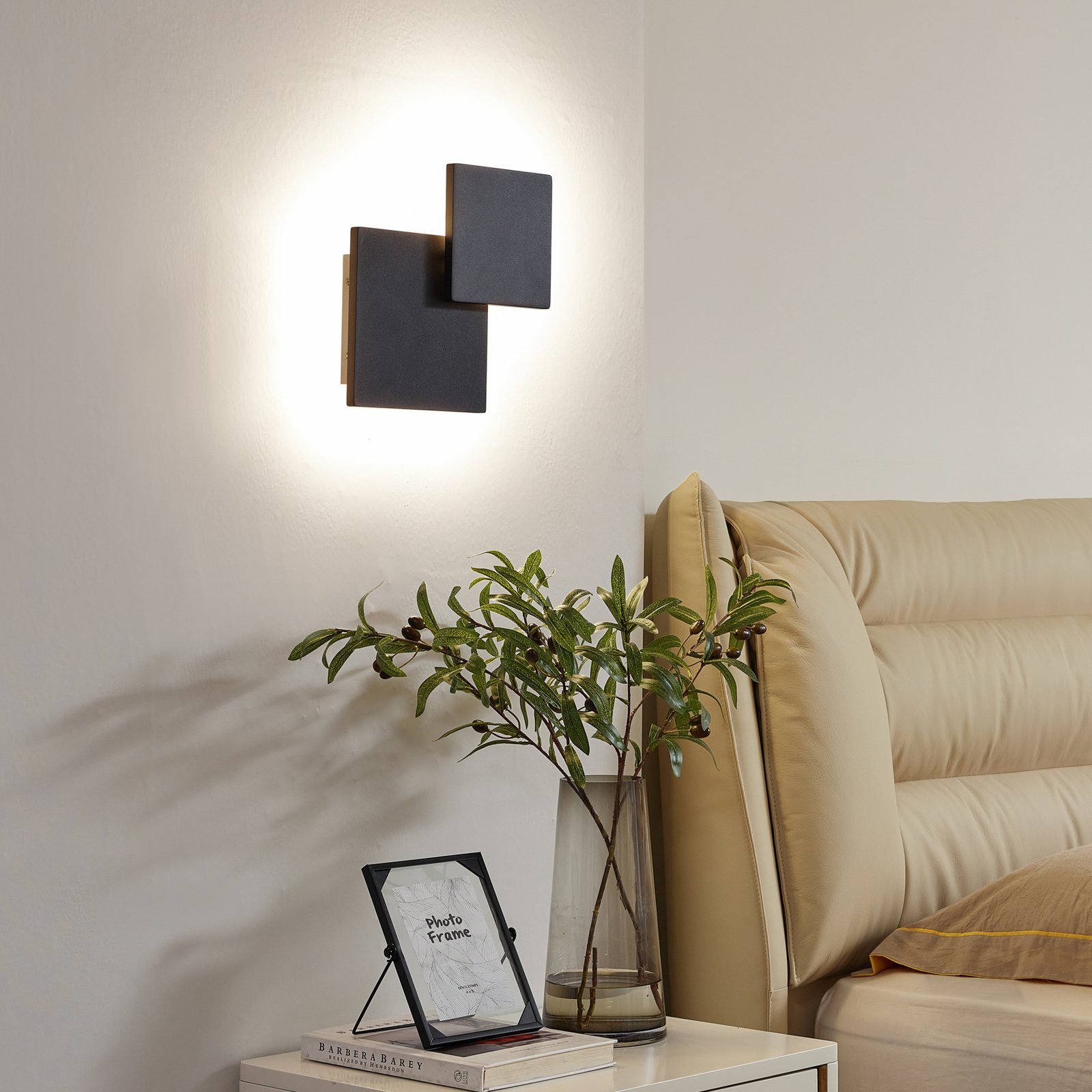 Lucande Elrik Aplique de pared LED, dos elementos, angular, negro