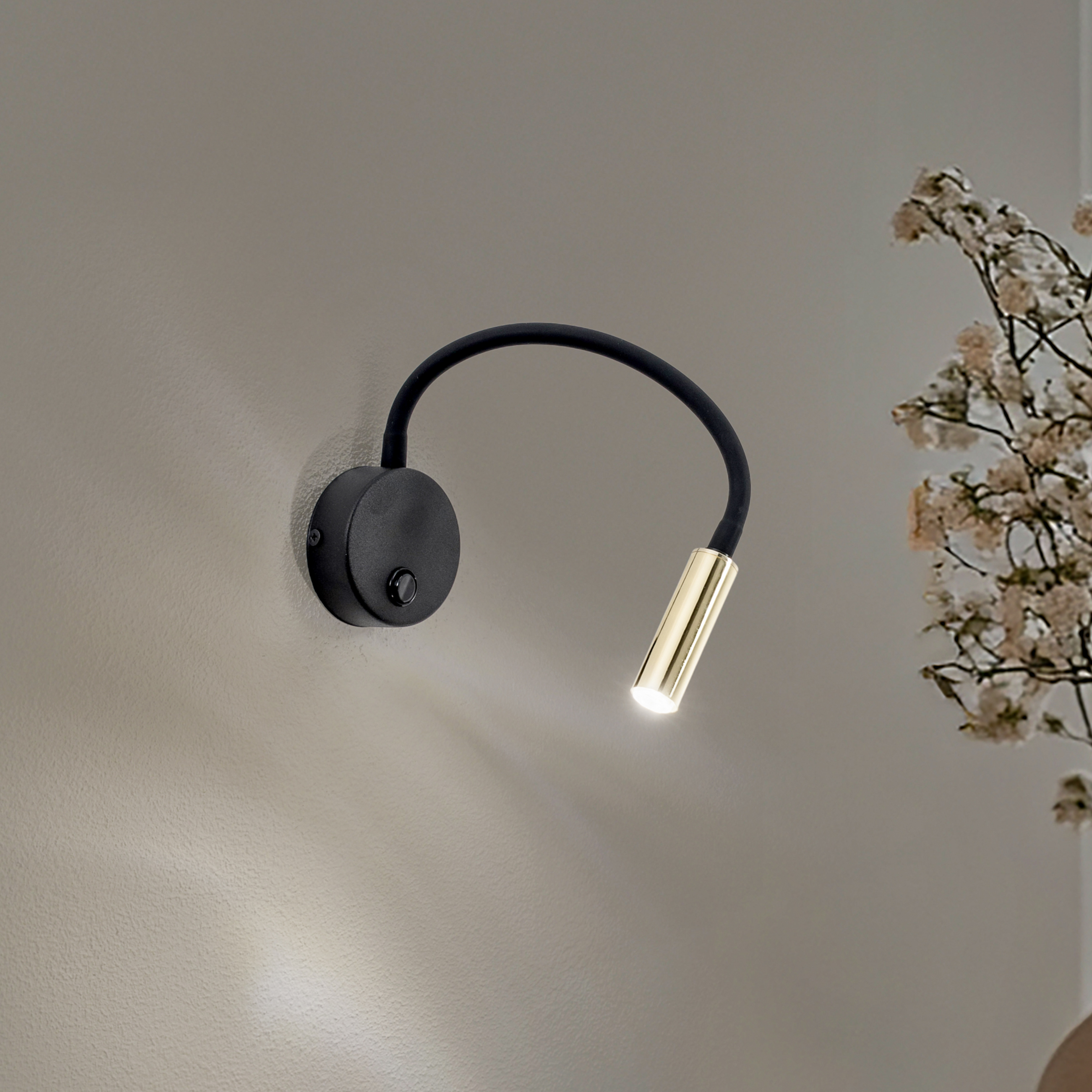 Seinavalgusti Lagos, must/kuldne, 45 cm, lugemislamp, G9