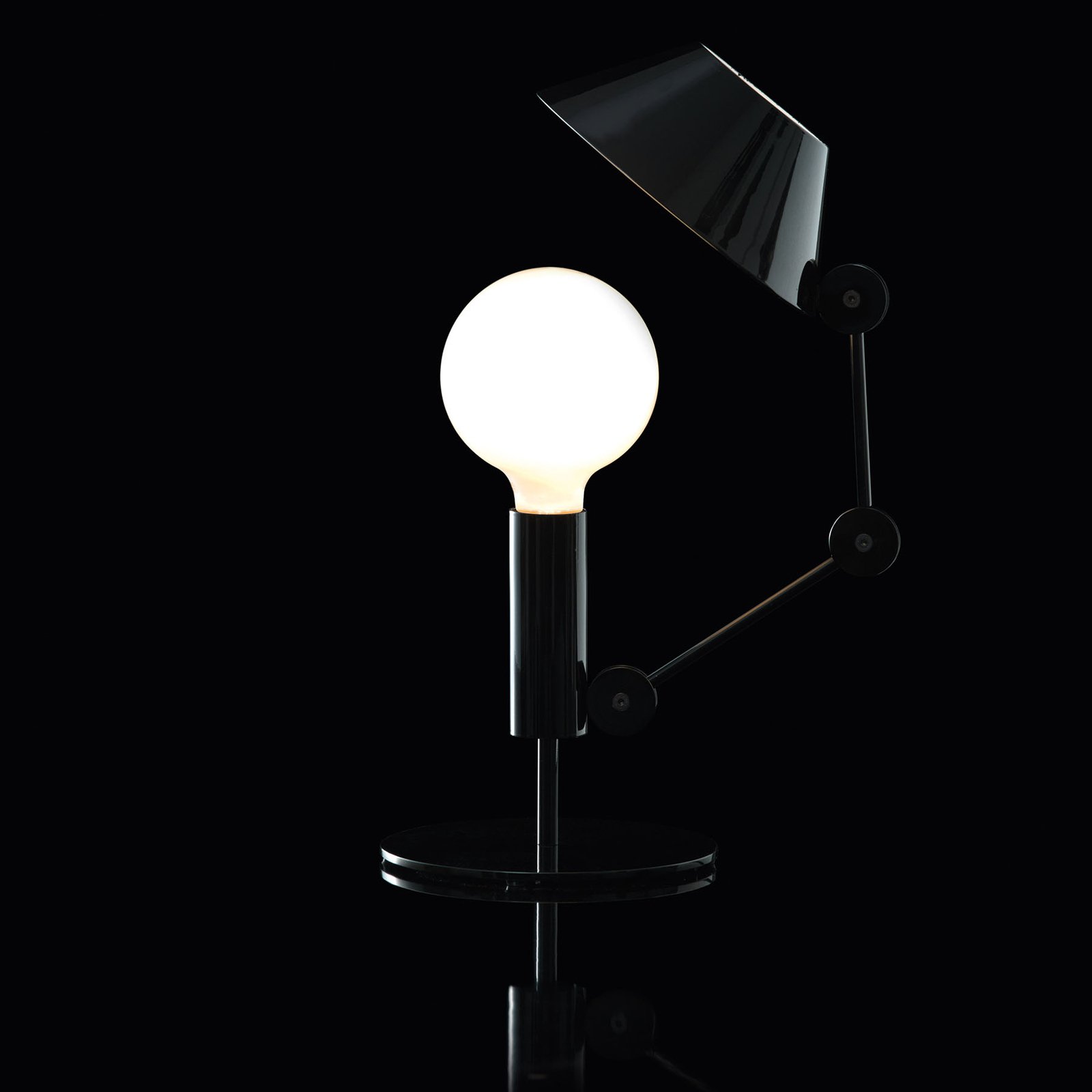 Nemo Mr. Light asztali lámpa, mozgatható ernyővel