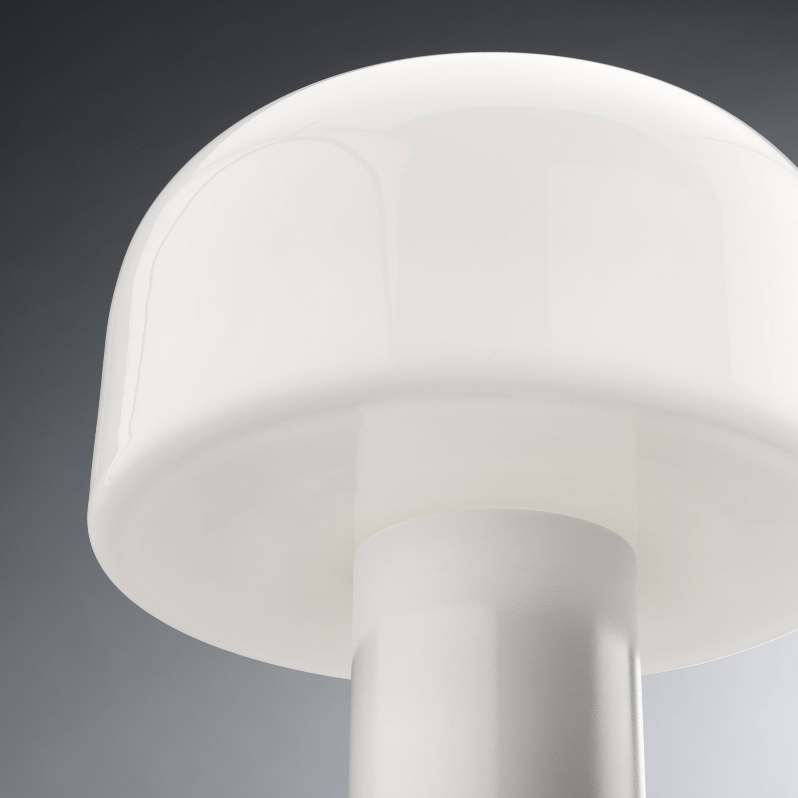 Bellhop Sklo T Stolní Lampa White - Flos