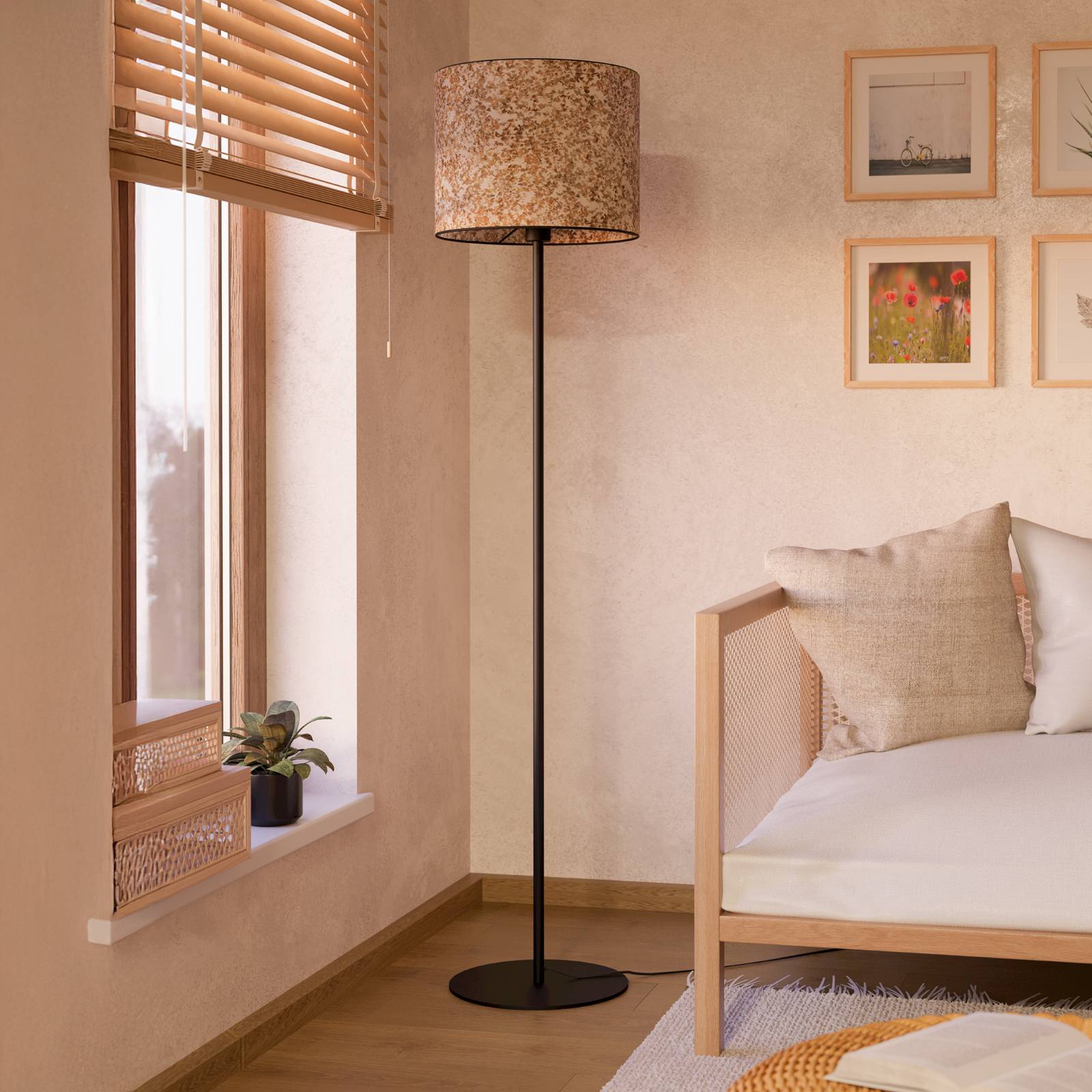 Stehlampe Butterburn, Höhe 162 cm, beige/grün, Metall/Stoff günstig online kaufen