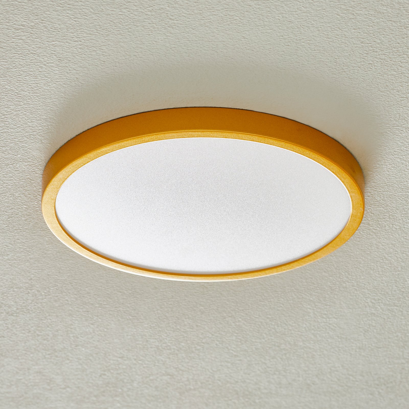 LED ceiling light Vika, round, matt gold