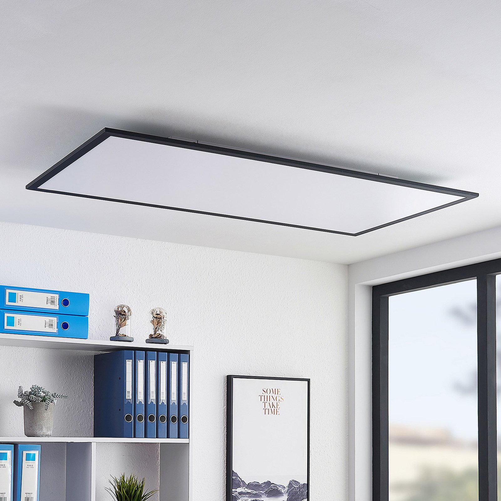 Lindby Nelios LED-taklampe, CCT 120 x 60 cm