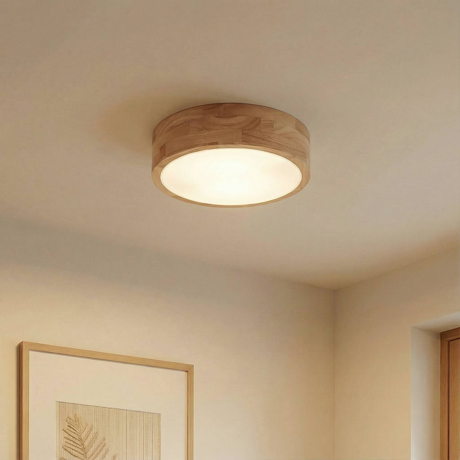 Lindby Deckenleuchte Tanju, Ø 30 cm, 2-flg., Eichenholz, E27 günstig online kaufen