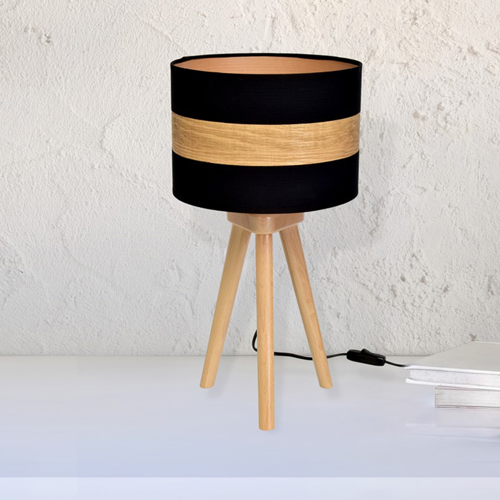 Terra table lamp, wood and fabric, black