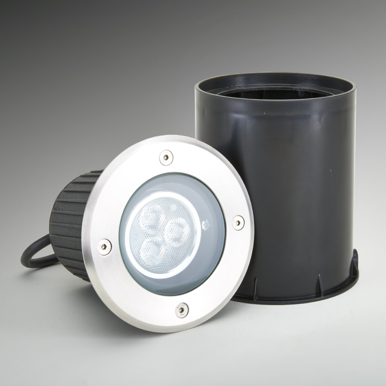 LED deck light, pivotable, IP67, round Lights.co.uk
