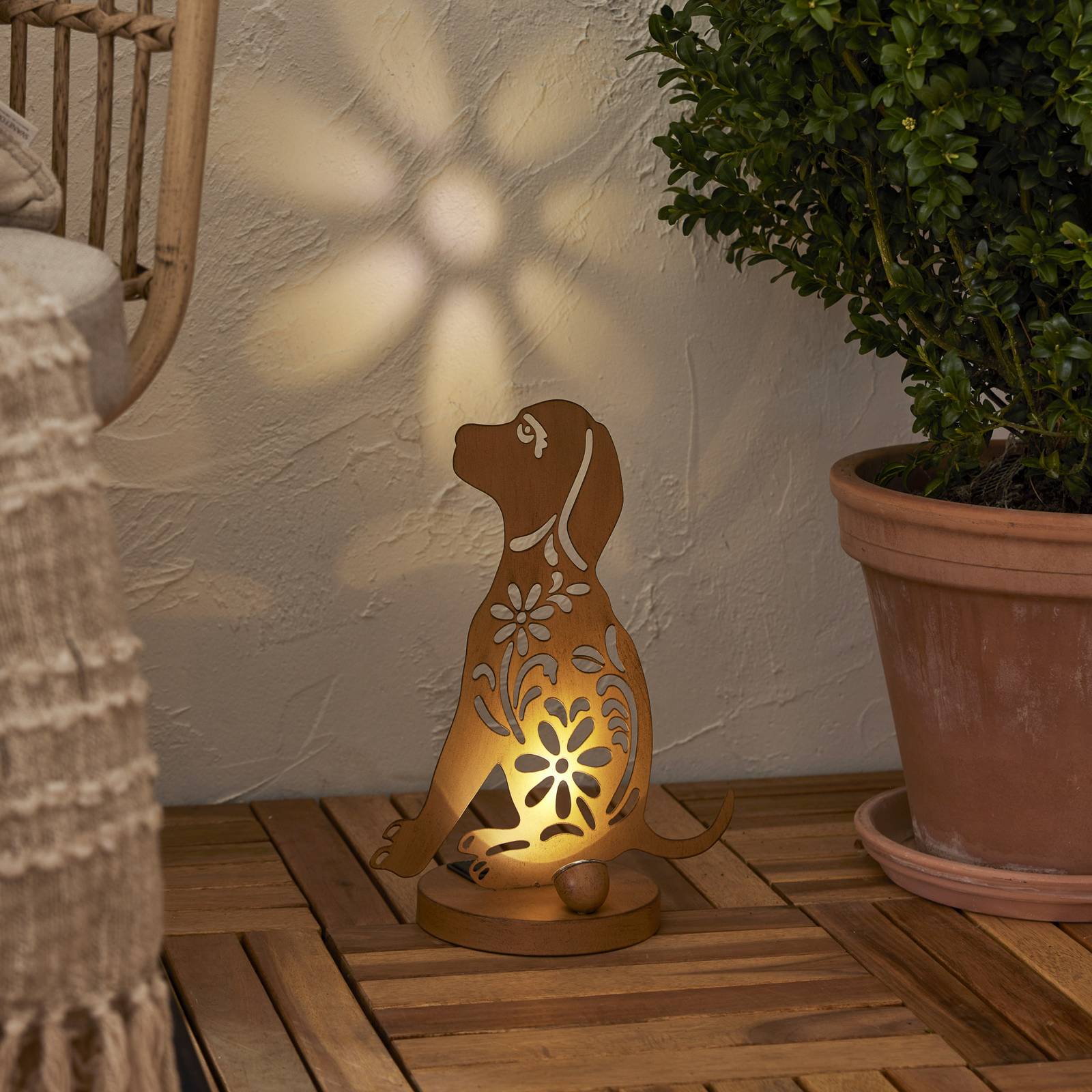 Lampa dekoracyjna LED z zasilaniem słonecznym Oxidog, wysokość 33 cm, kolor