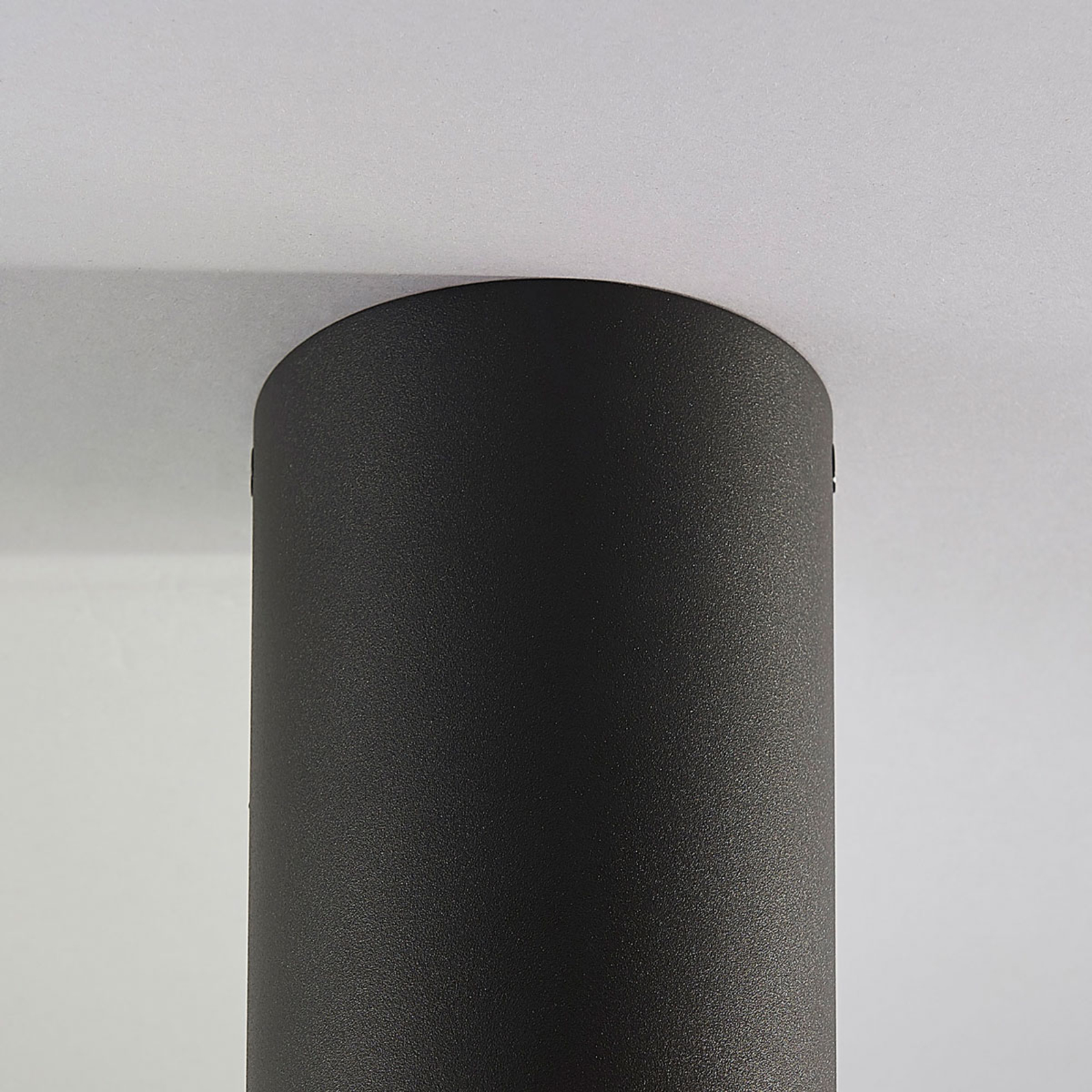 Vinja halogentaklampe med reflektor | Lampegiganten.no Vinja halogentaklampe med reflektor | Lampegiganten.no