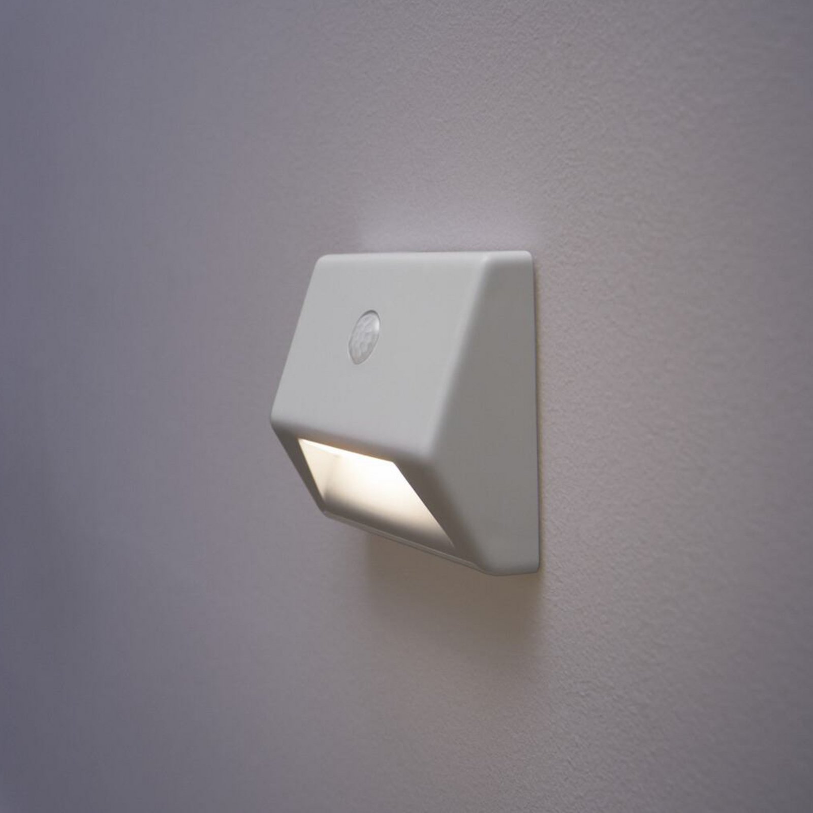 OSRAM LED-Nachtlicht NIGHTLUX HALL weiß Sensor Batterie IP54
