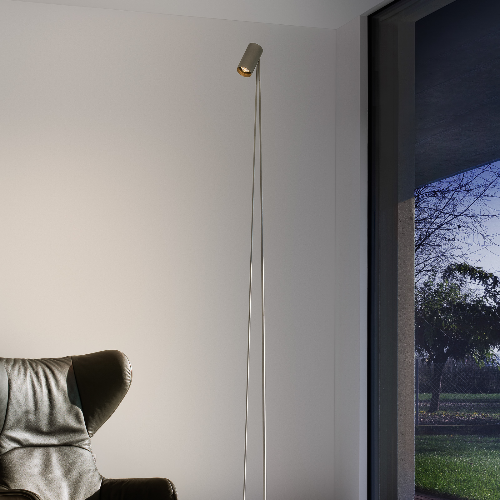OLEV Boom LED-Stehleuchte 240 cm IP20