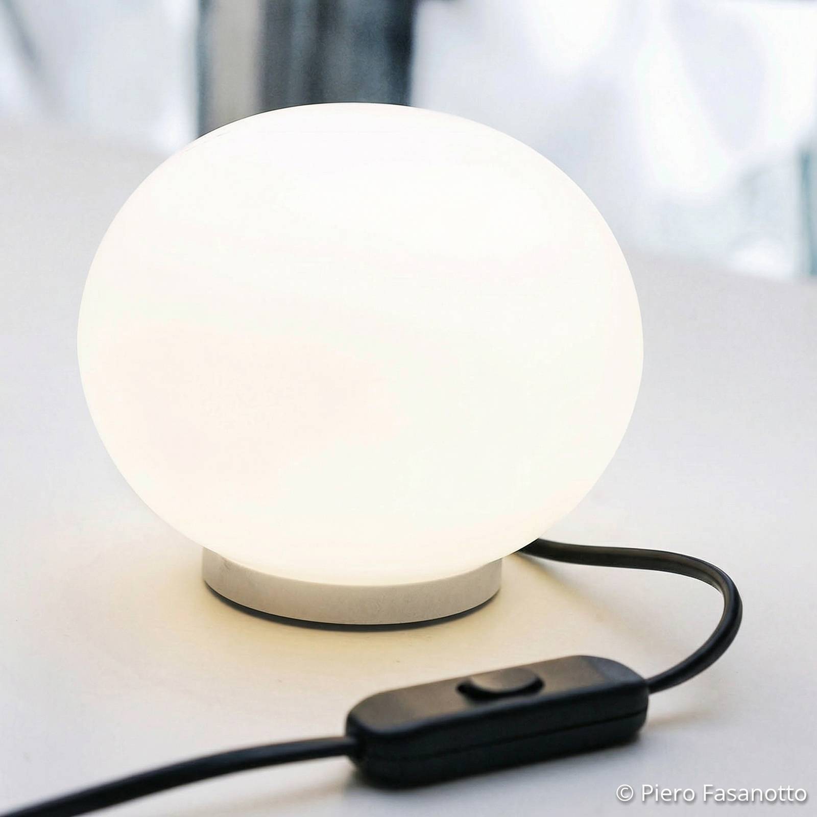 Levně FLOS FLOS Glo-Ball Basic Zero - bílá stolní lampa
