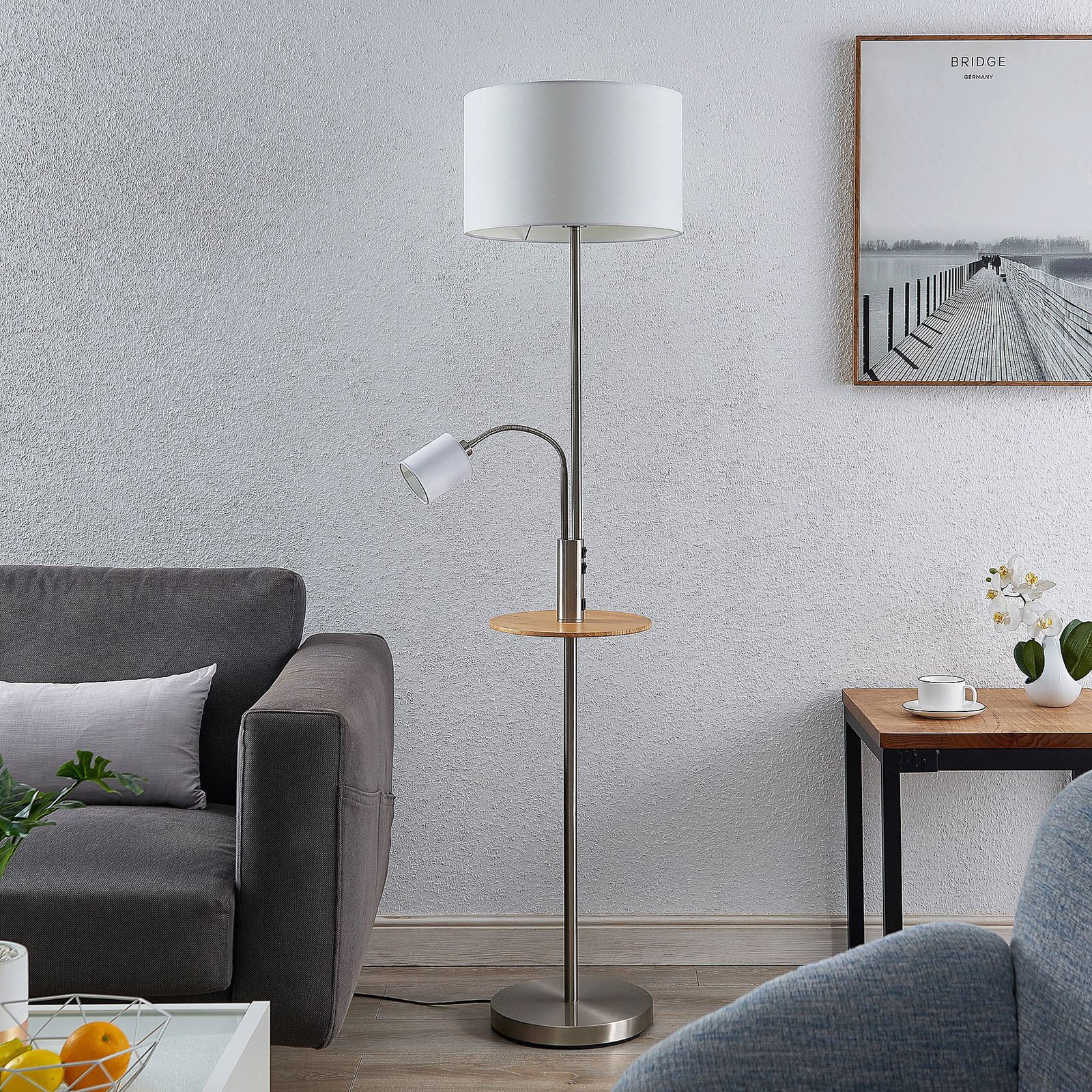 Aovan Gulvlampe w/USB Nickel - Lindby