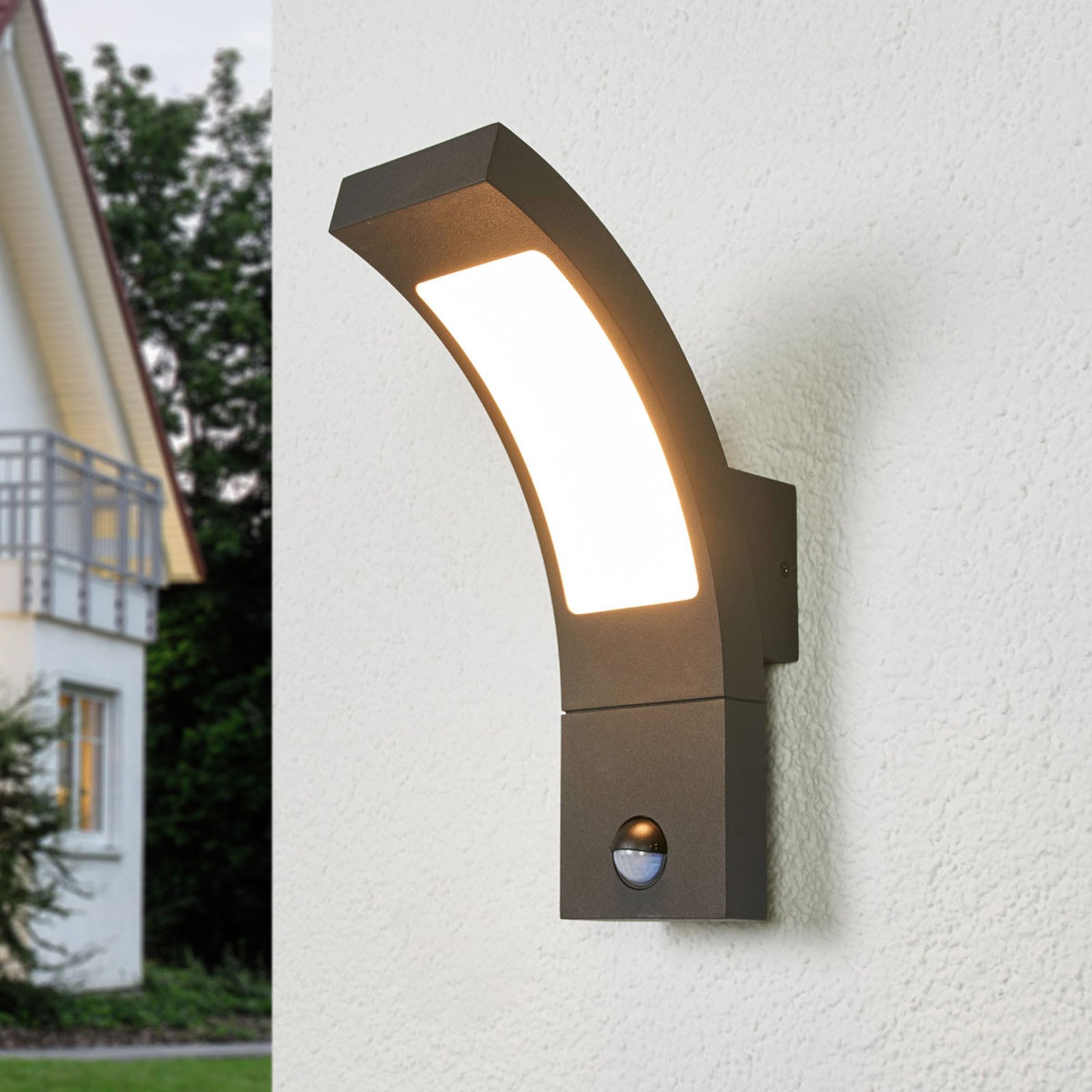 Juvia sensor outdoor wall light with LEDs
