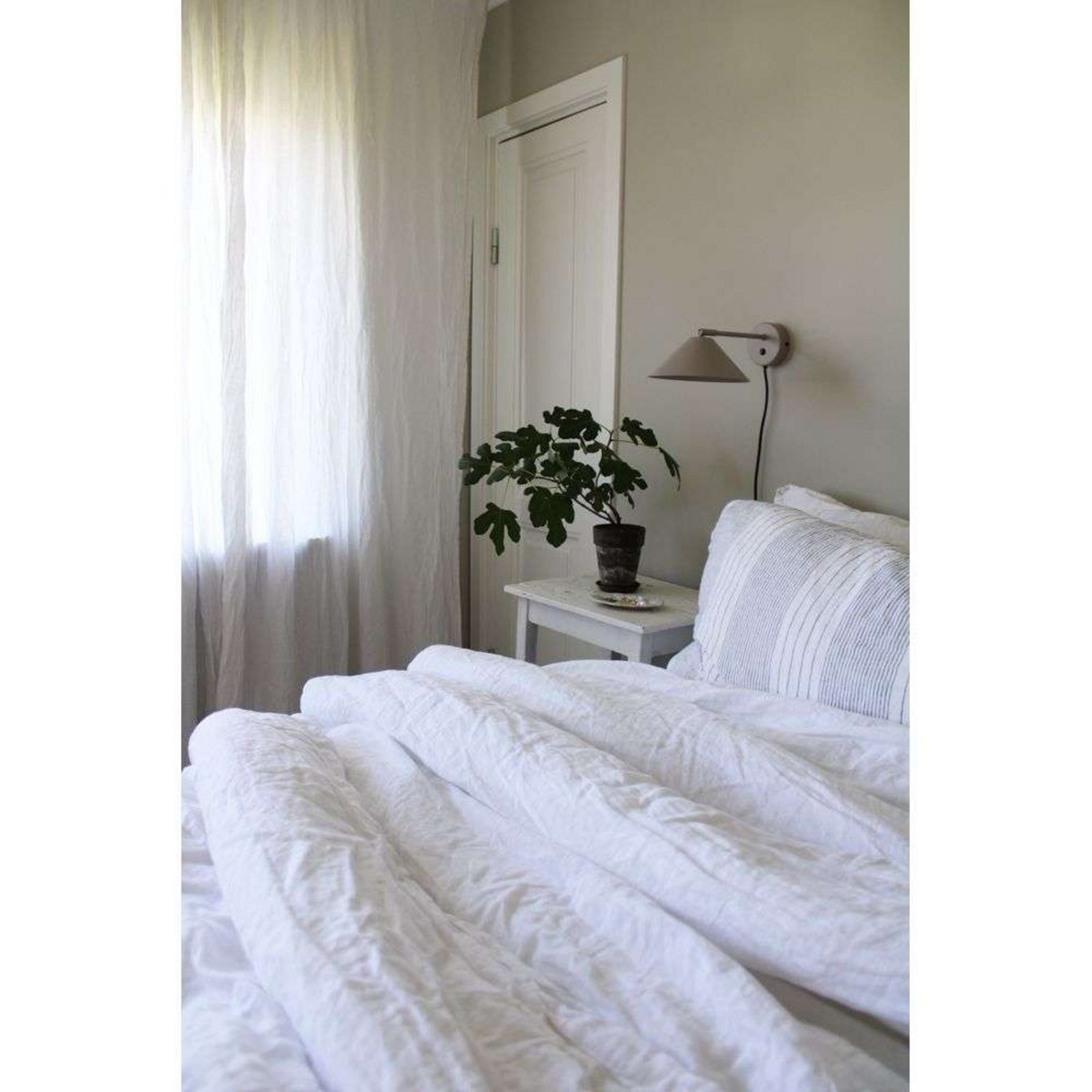 Cannes 20 Φωτιστικό τοίχου Mud - Globen Lighting Cannes 20 Φωτιστικό τοίχου Mud - Globen Lighting