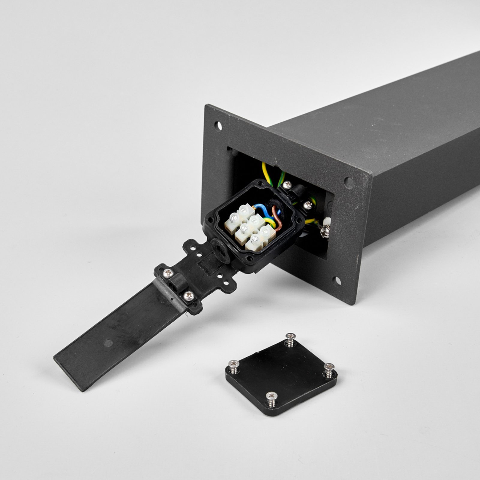 Lennik Außen Gartenleuchte w/Sensor H60 Graphite - Lucande