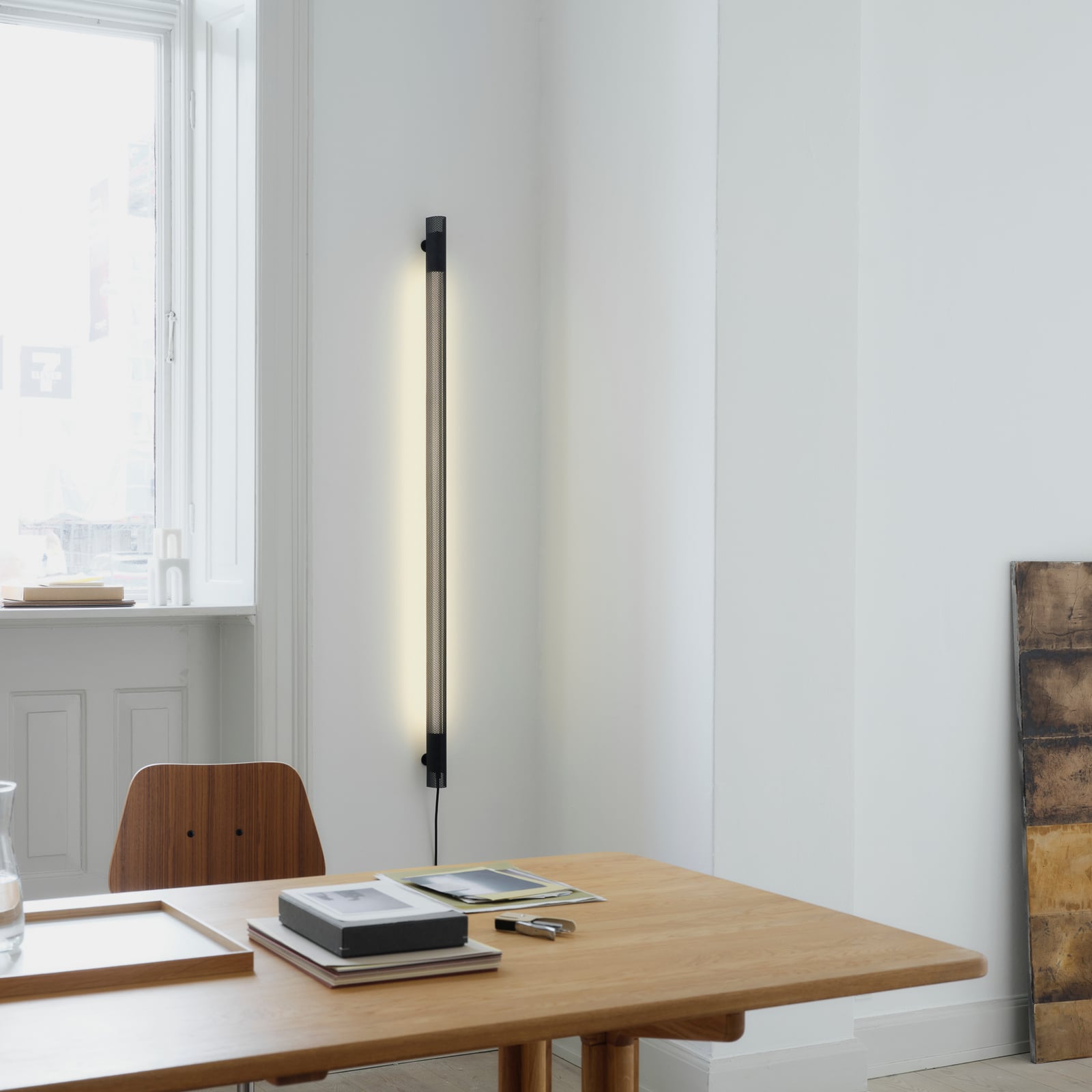 GEJST Wandleuchte Radent, schwarz, Höhe 135 cm, G13 LED