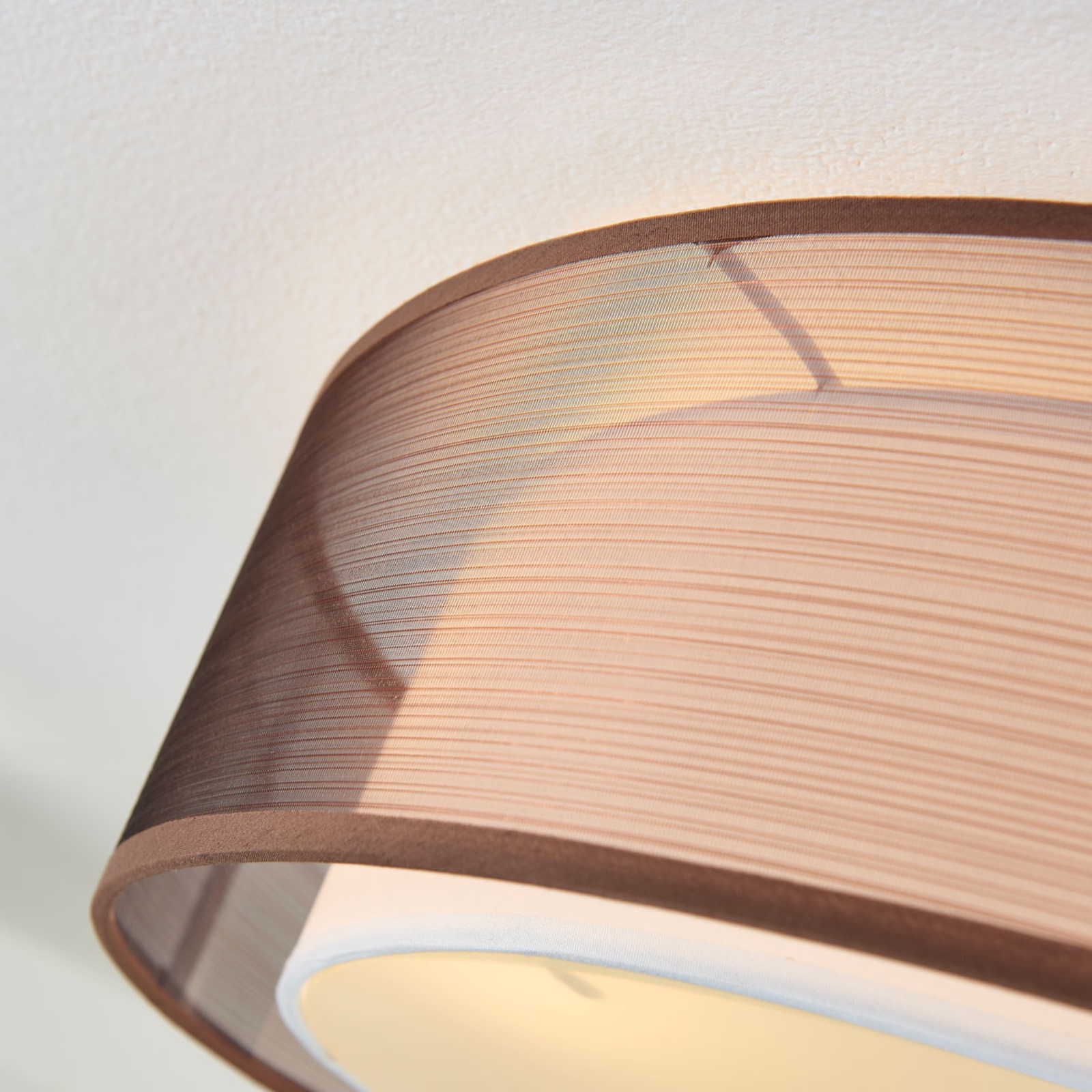 Lindby Tobia plafondlamp, organza, bruin | Lampen24.nl