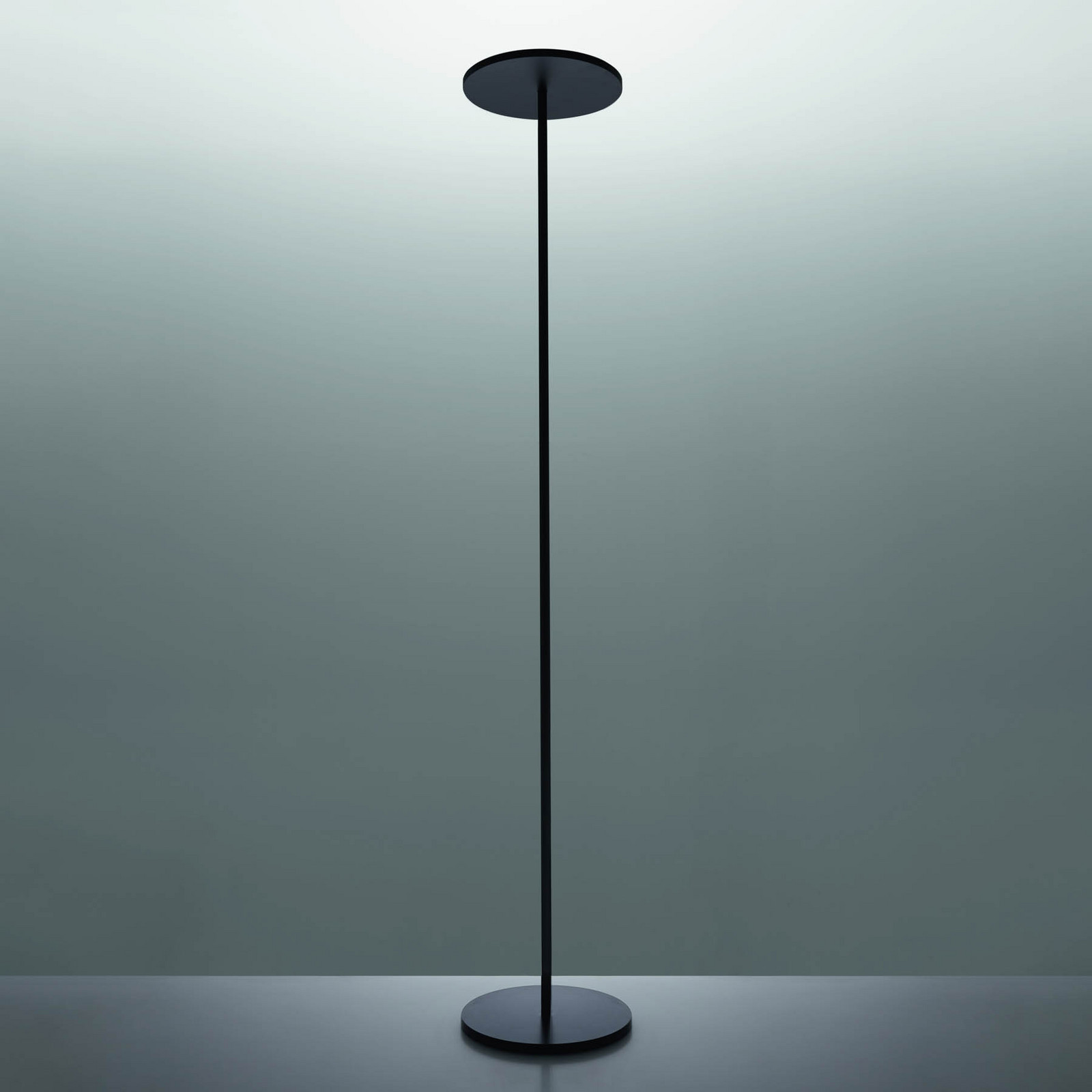 Artemide Athena lampadar LED 2.700 K negru - Camera de zi / sufragerie - design - Metal