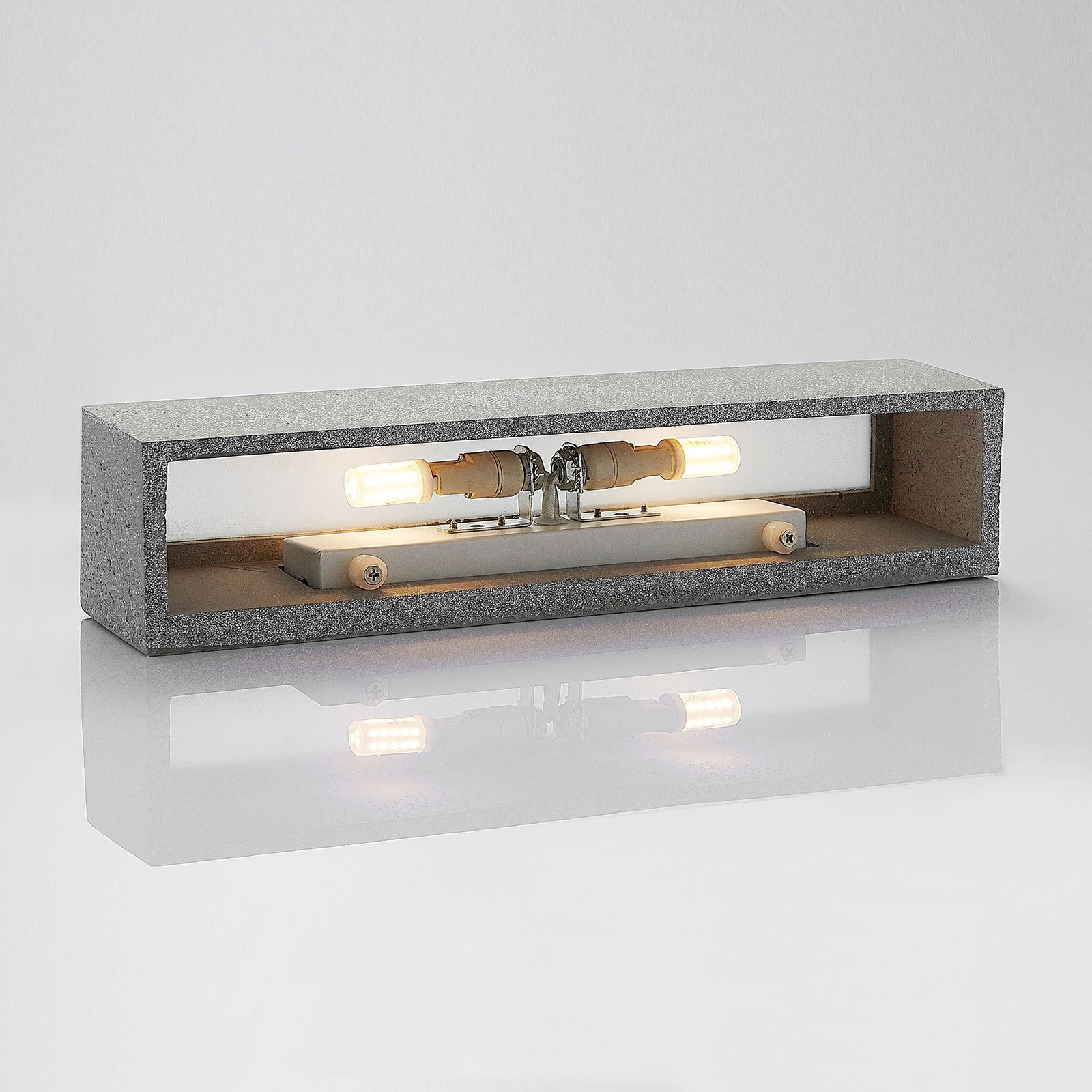 Lindby Nellie applique béton LED, largeur 35,3 cm