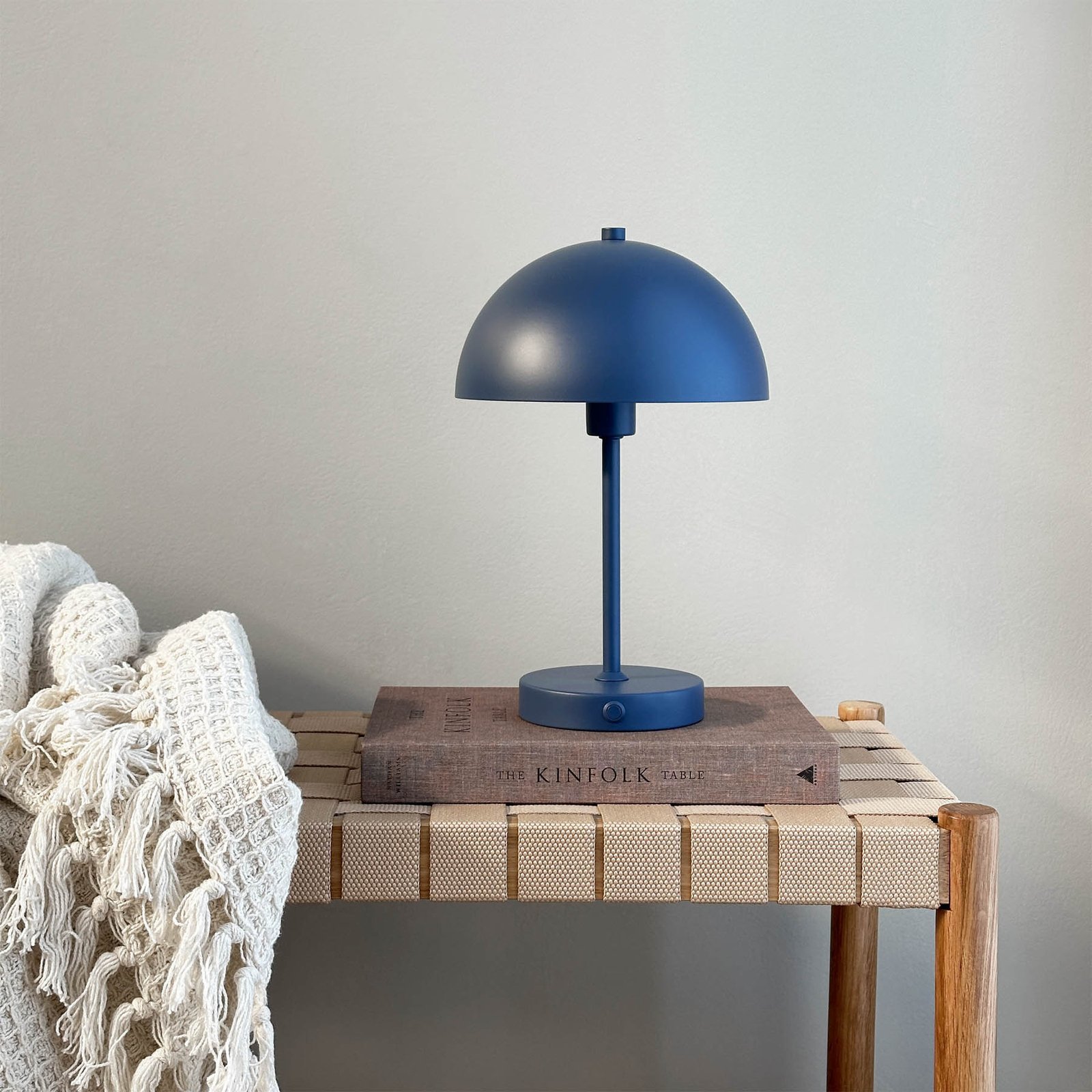 Stockholm Portable Lampe de Table Indigo Blue - DybergLarsen