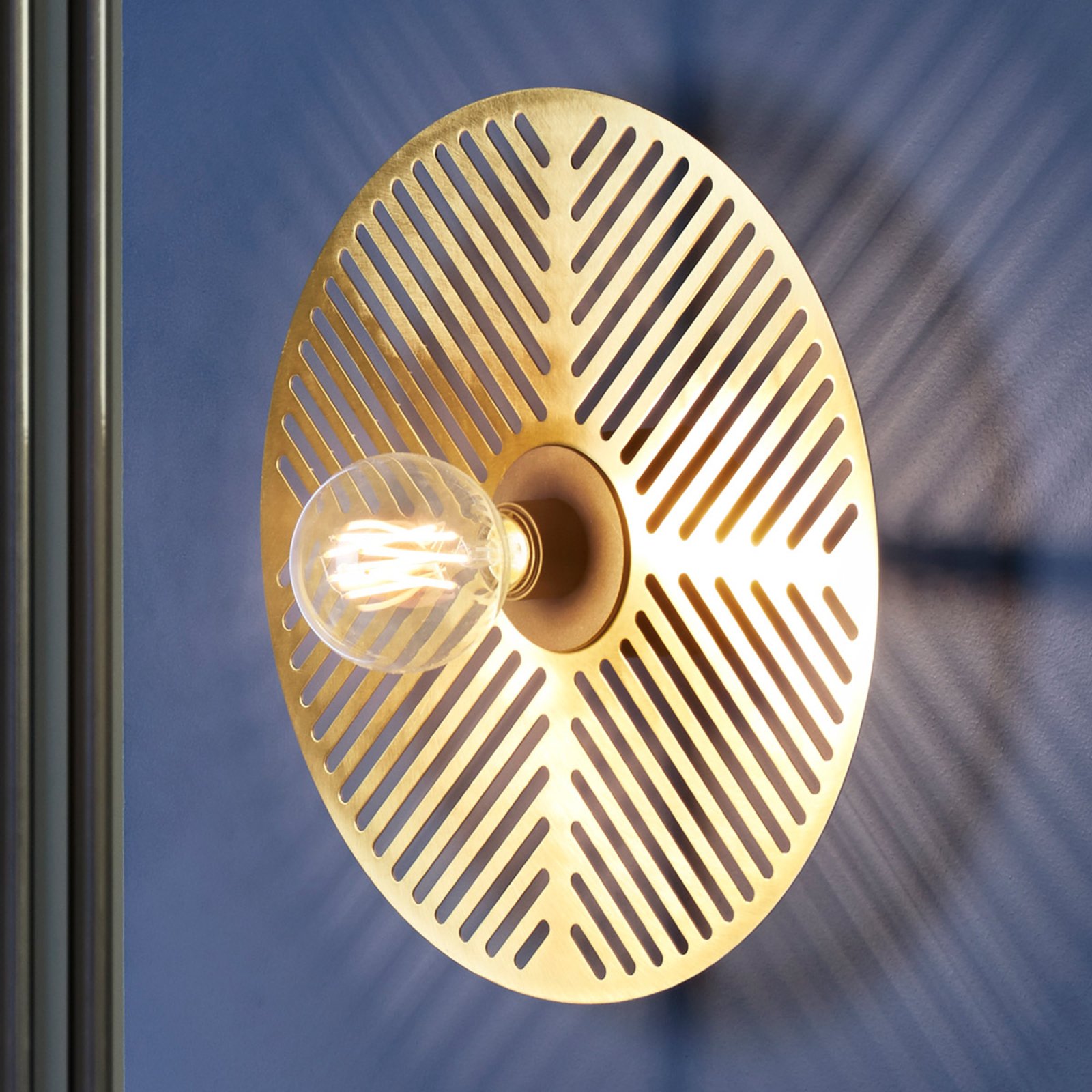 Waterlily Wandlampe messing - MARKET SET Waterlily Wandlampe messing - MARKET SET