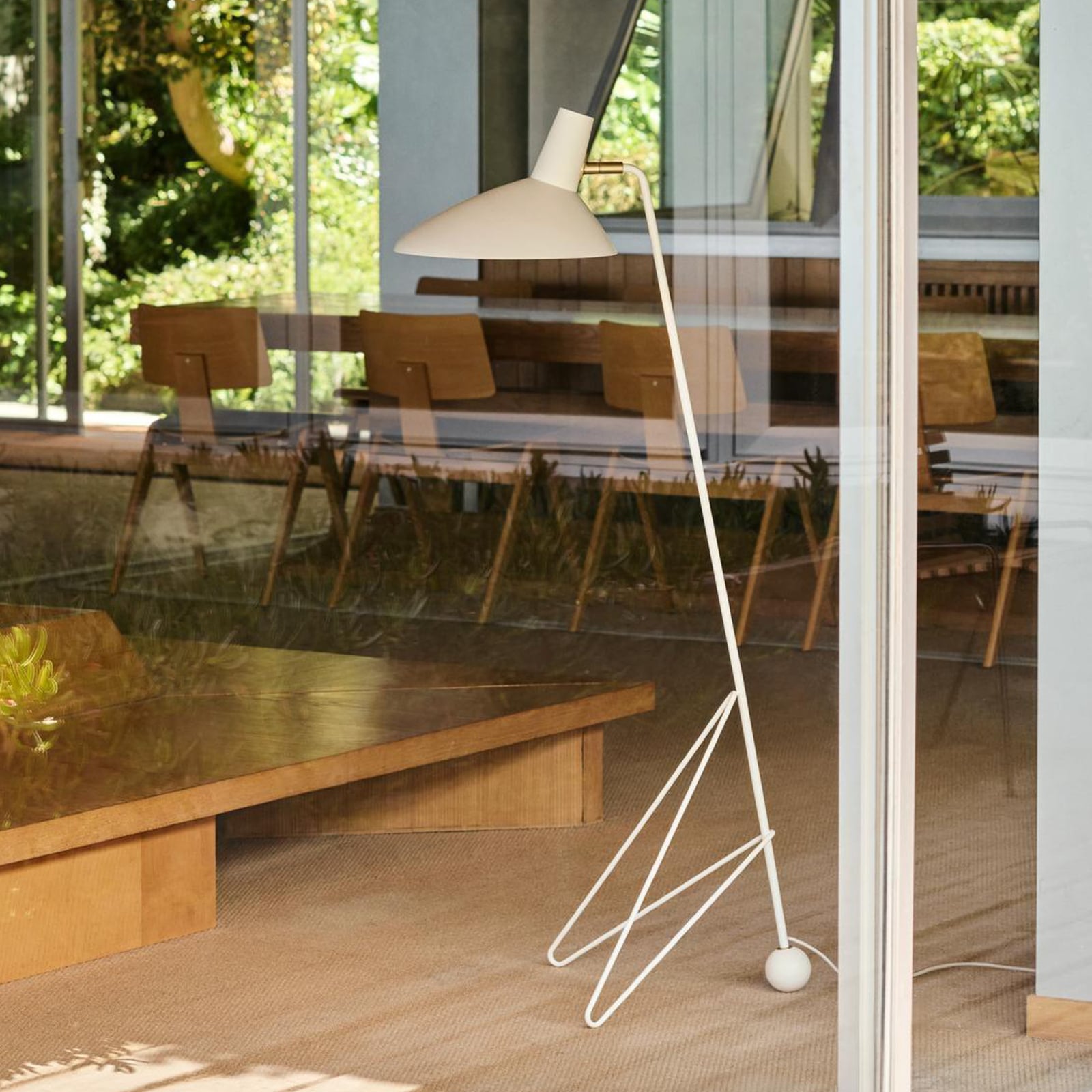 &TRADITION Stehleuchte Tripod HM8, Höhe 134 cm