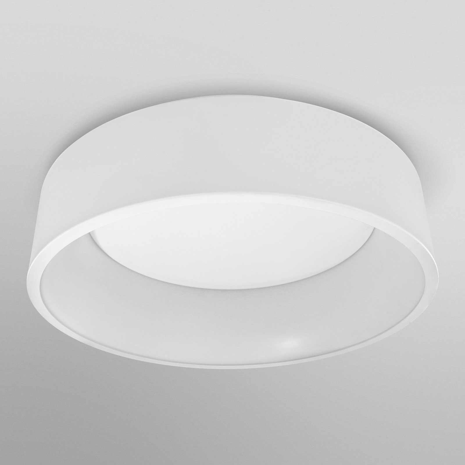 LEDVANCE SMART+ WiFi Orbis Cylinder CCT 45 cm hvit