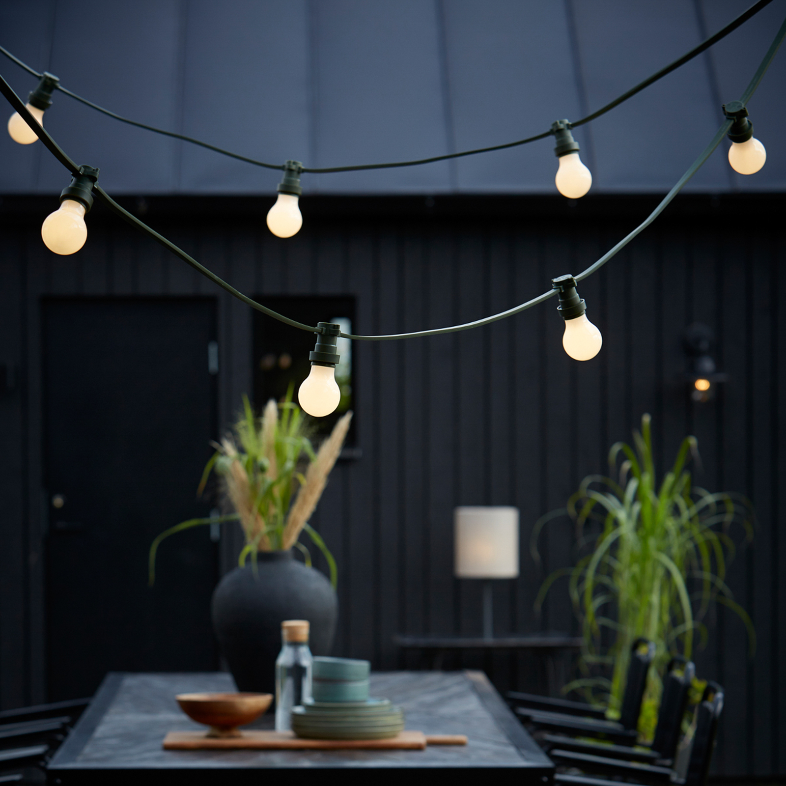PR Home Bright LED-Lichterkette 10fl. opal grün