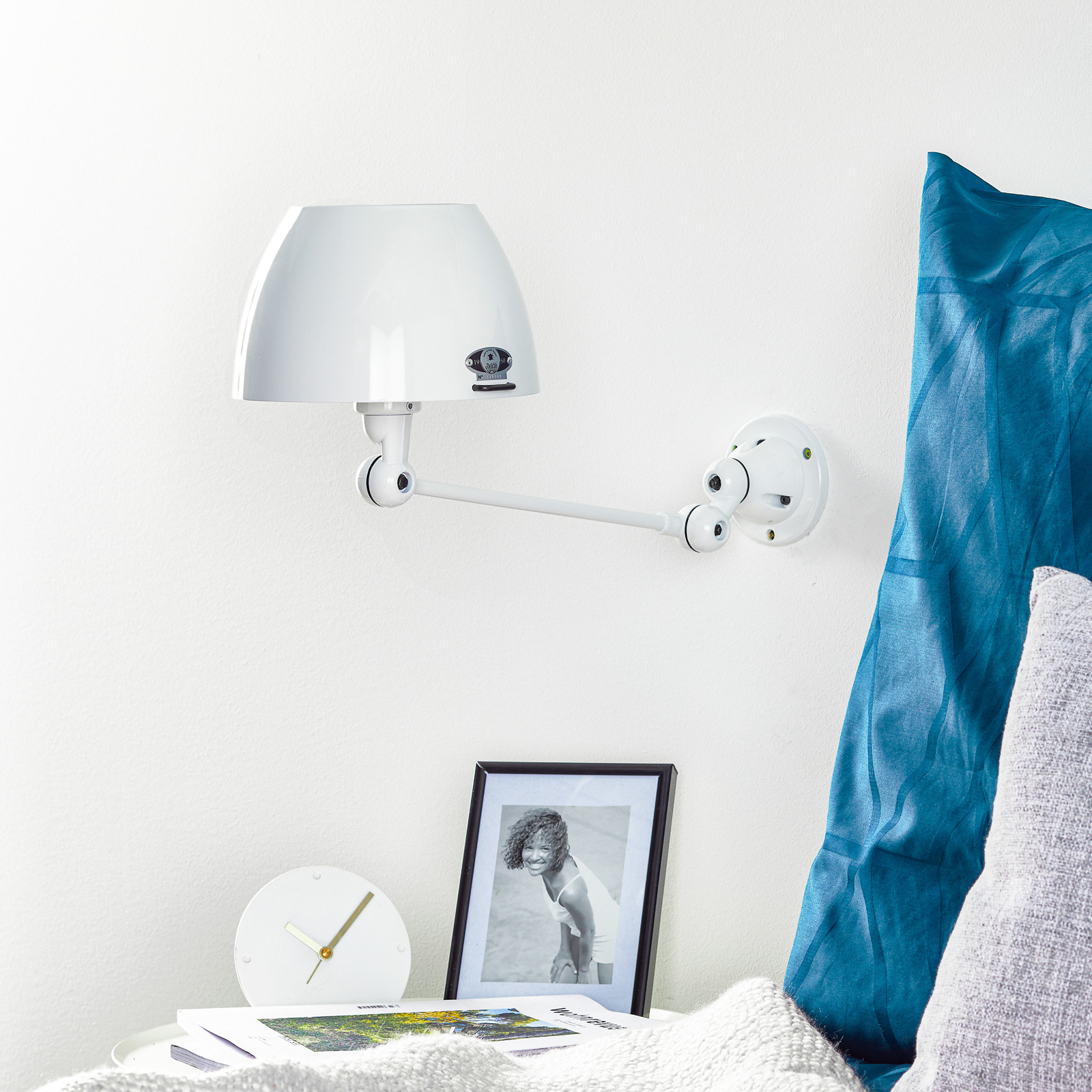 Jieldé Aicler AIC301 стенна лампа с шарнирно рамо, бяла