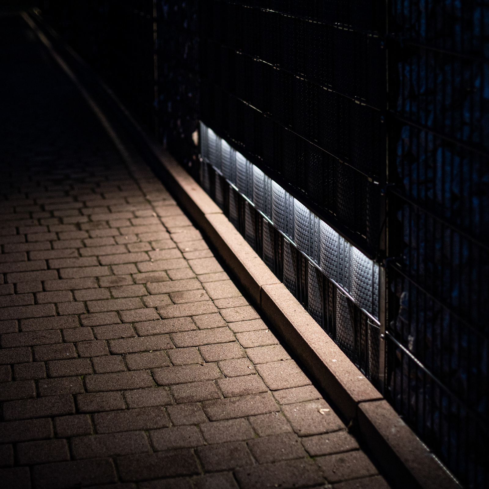 LED šviesos juosta, DSM tvoros, aliuminis, 196 cm, antracito spalvos