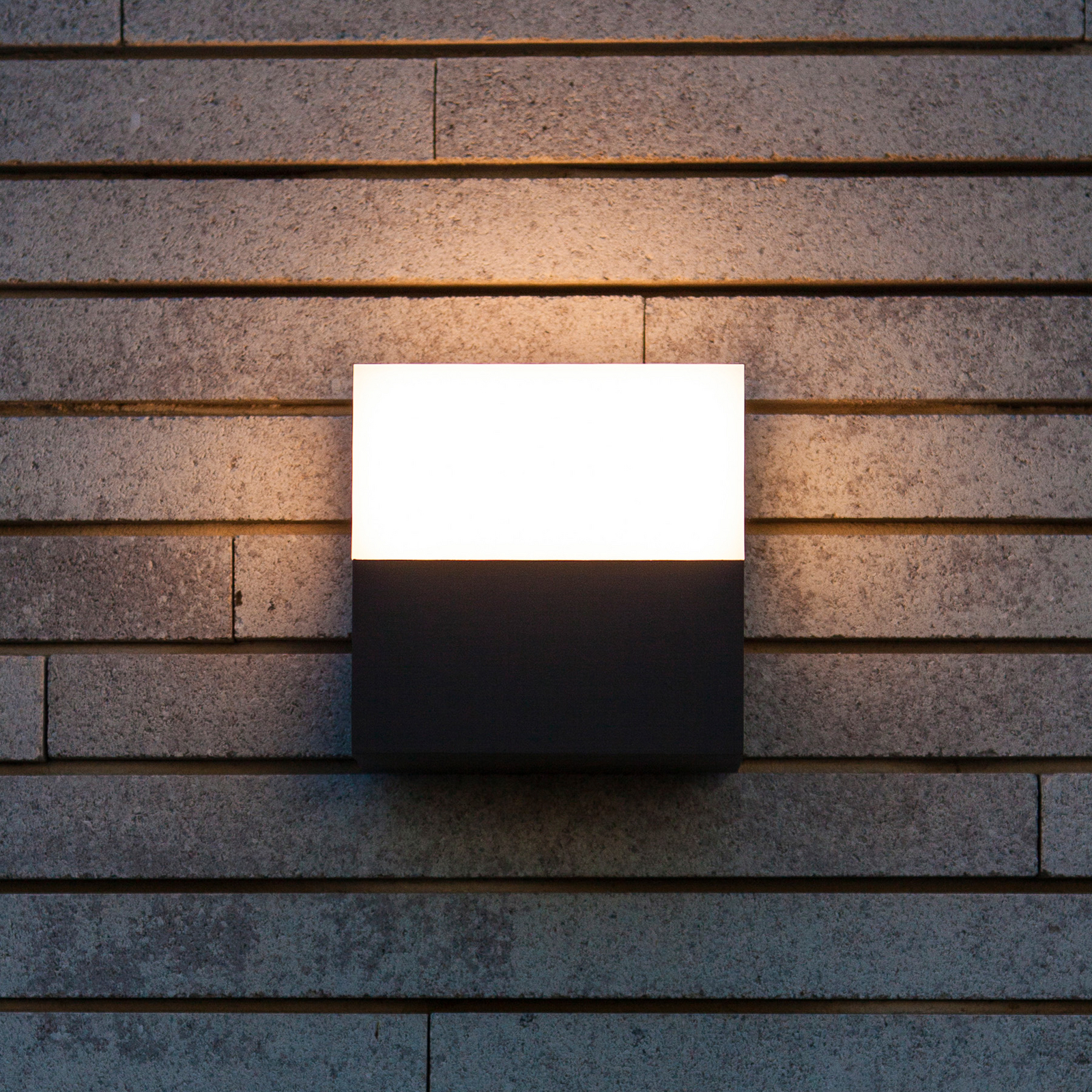 LED-Außenwandleuchte DOMINO, dunkelgrau, 14 x 14 cm, IP65