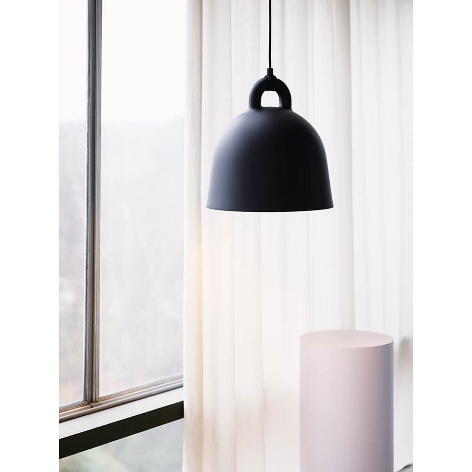 Bell Lustră Pendul Medium Black - Normann Copenhagen