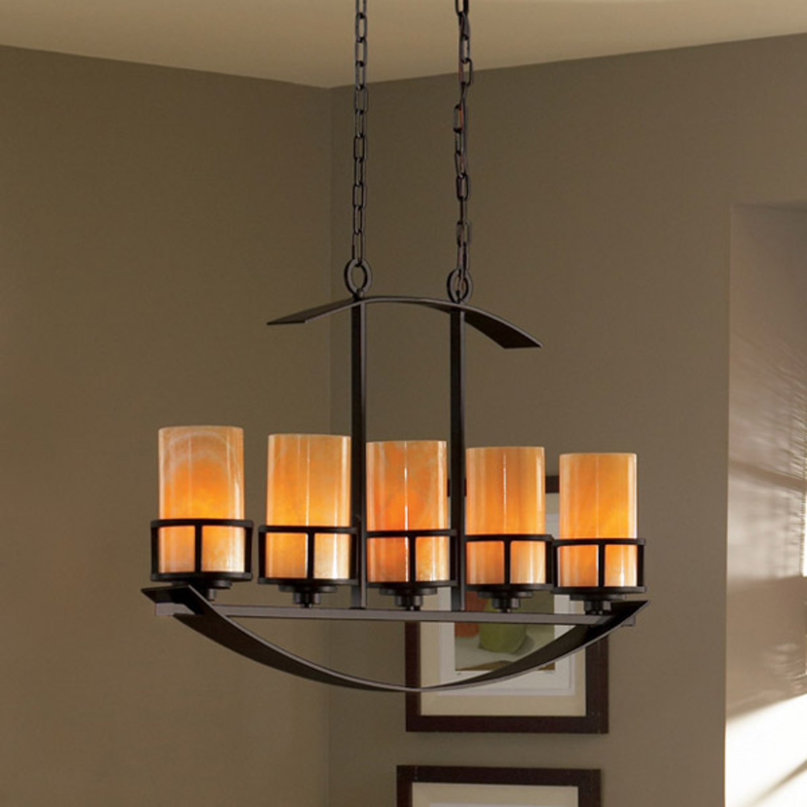 Long pendant light Kyle with 5 onyx lampshades