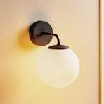 Maxi wall light with spherical glass