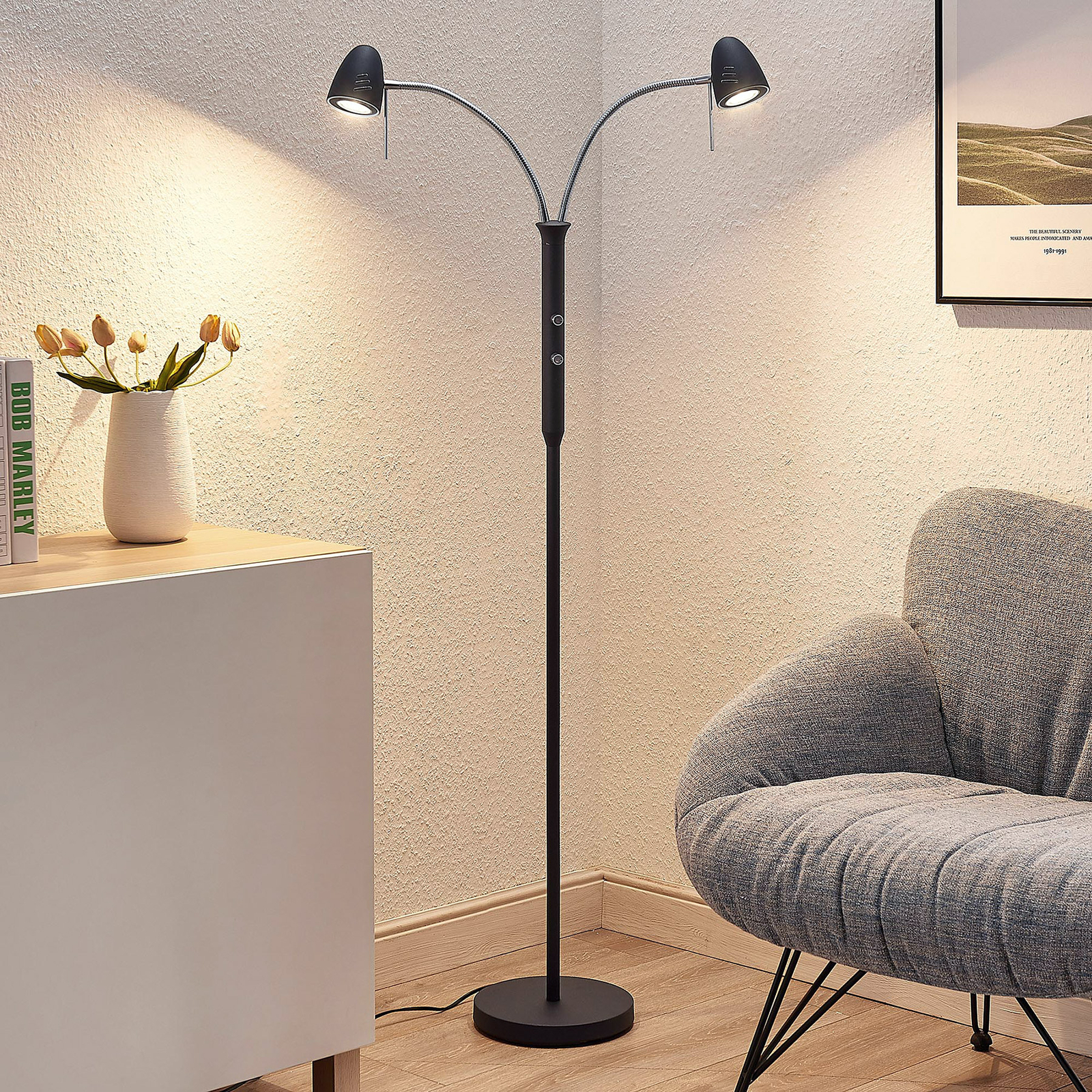 Lindby Shreena LED-Stehleuchte, Stahl schwarz, 2fl