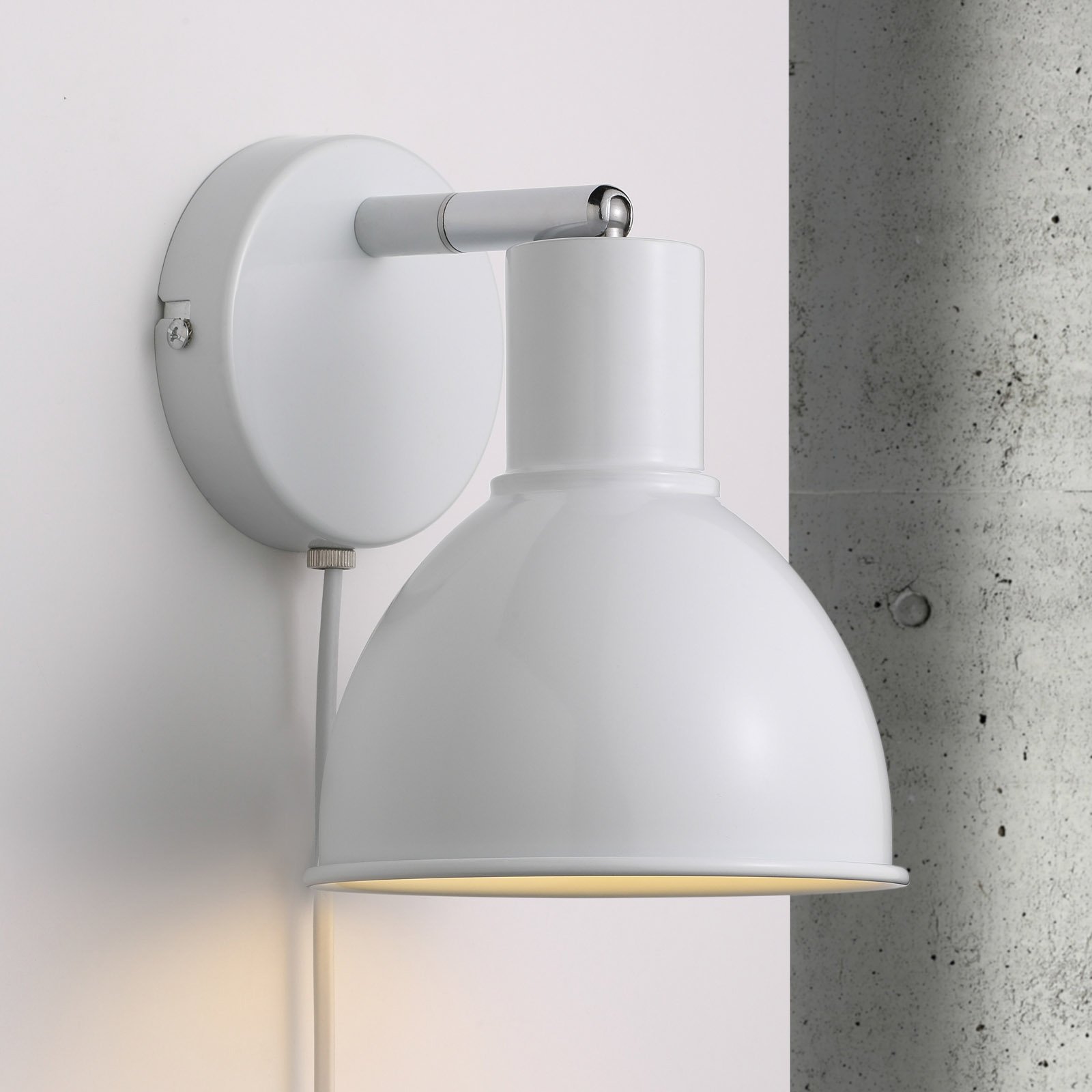 Atractiva lámpara de pared Pop Wall, blanco