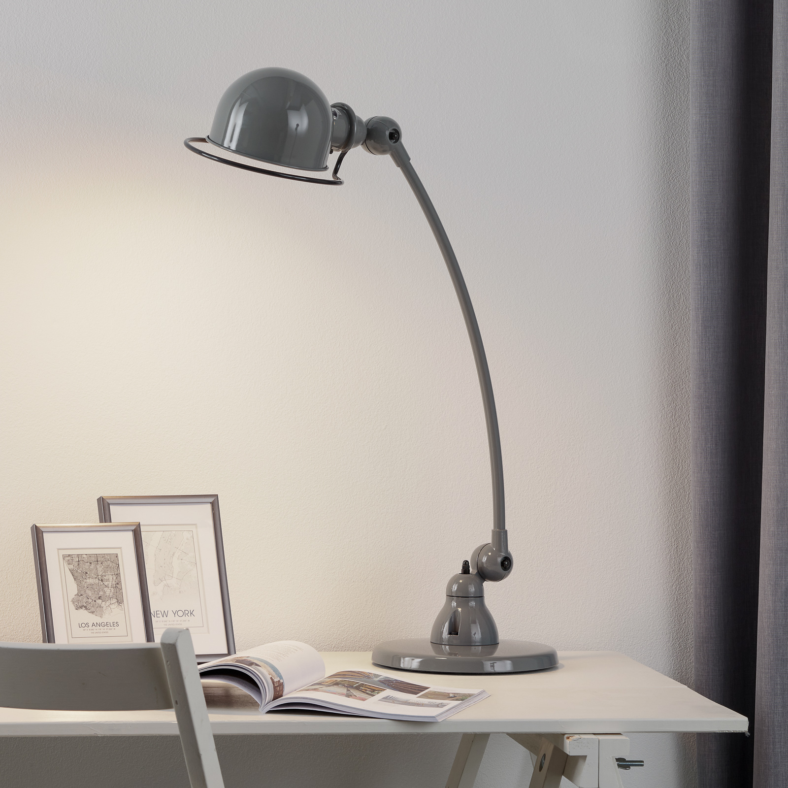 Jieldé Loft C6000 Tischleuchte, gebogen