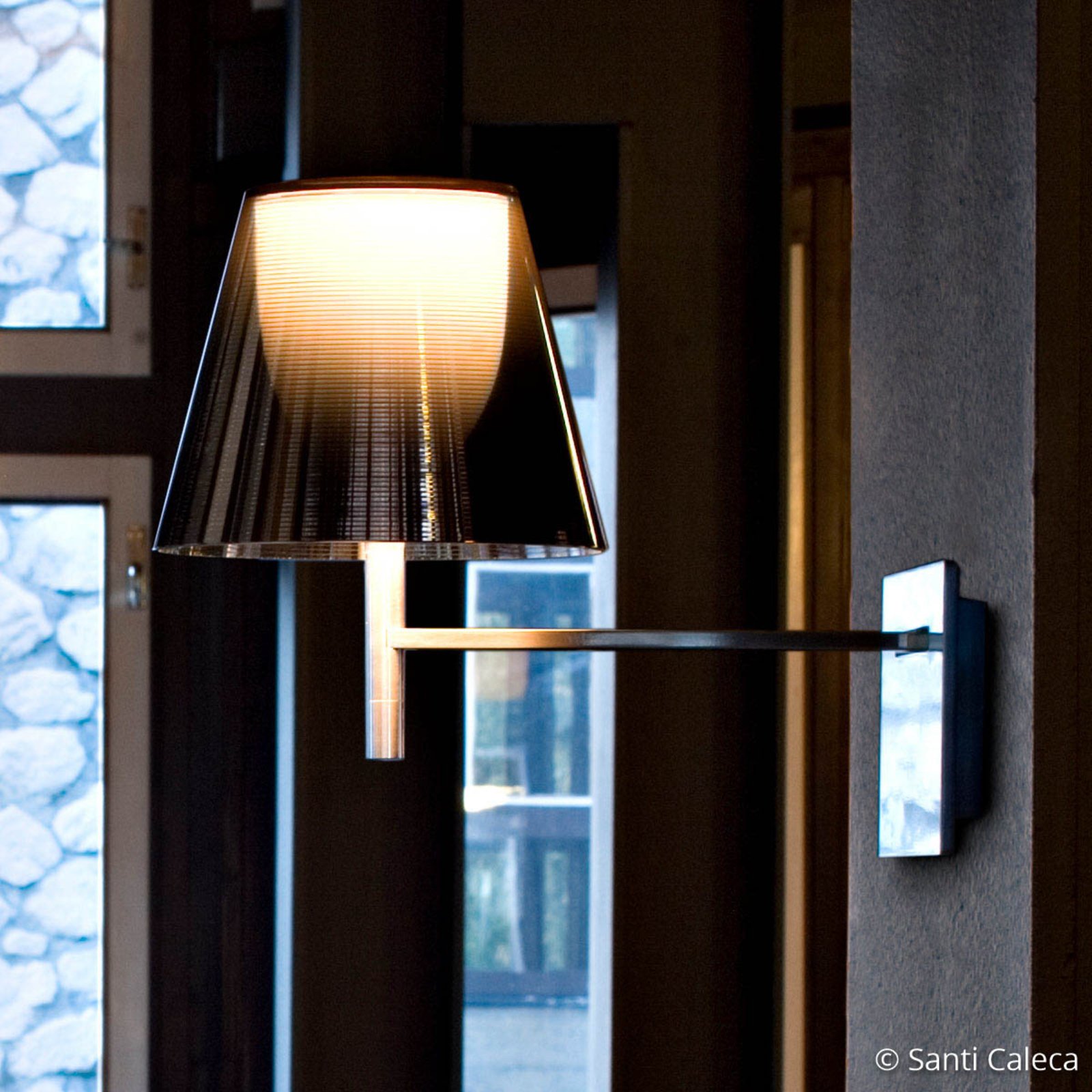 KTribe W Vägglampa Smoke - Flos