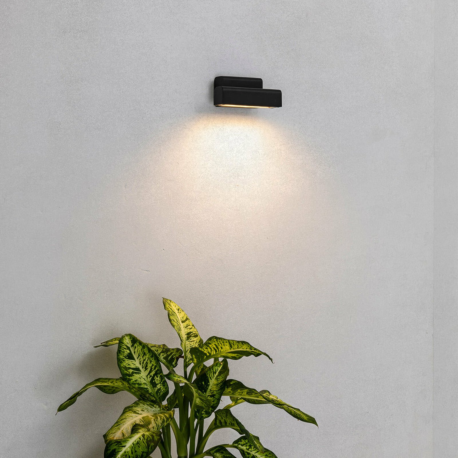 Balic LED outdoor wall light, black, aluminium, width 15 cm