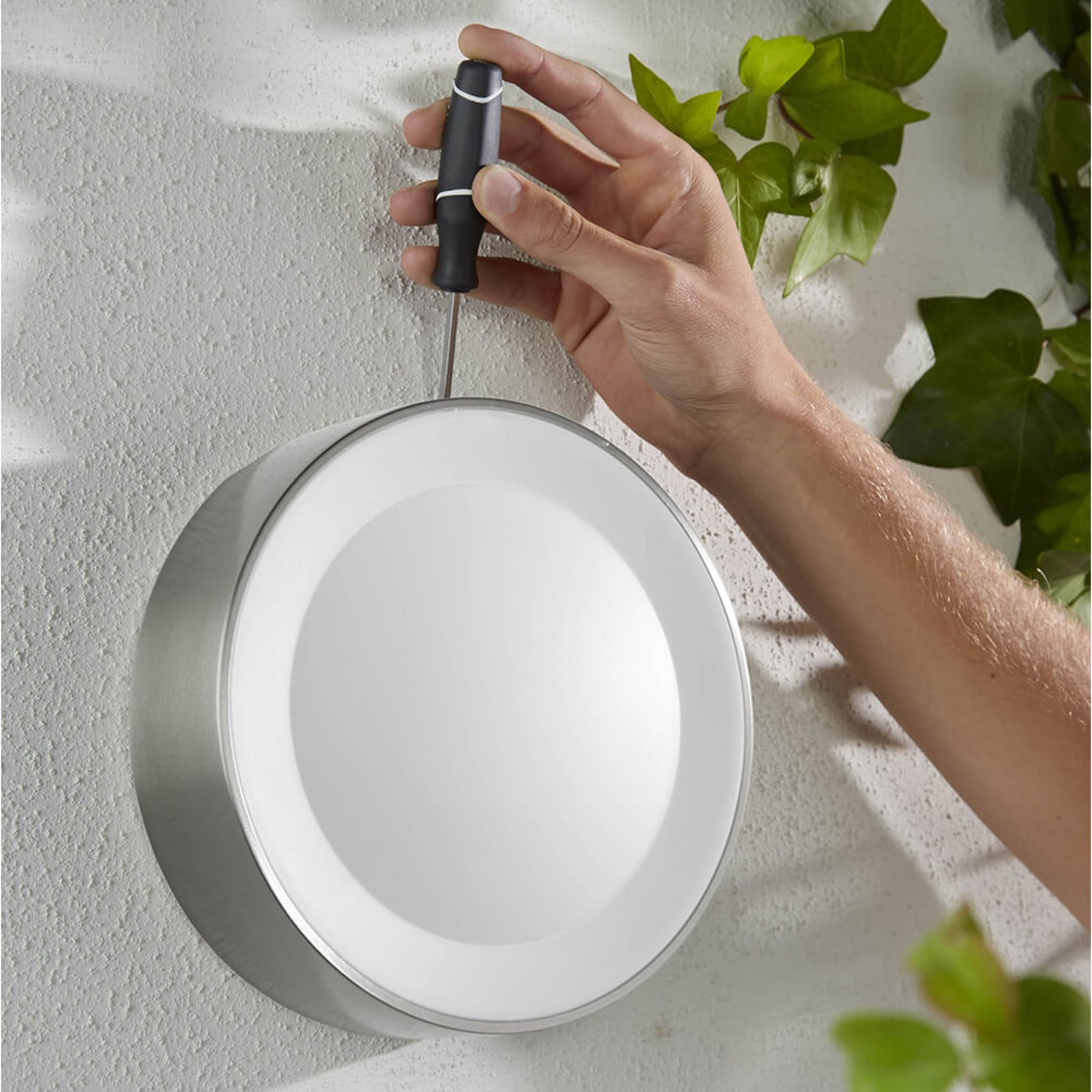 Daylo Aplica de Exterior White/Color Amb. Inox - Philips Hue