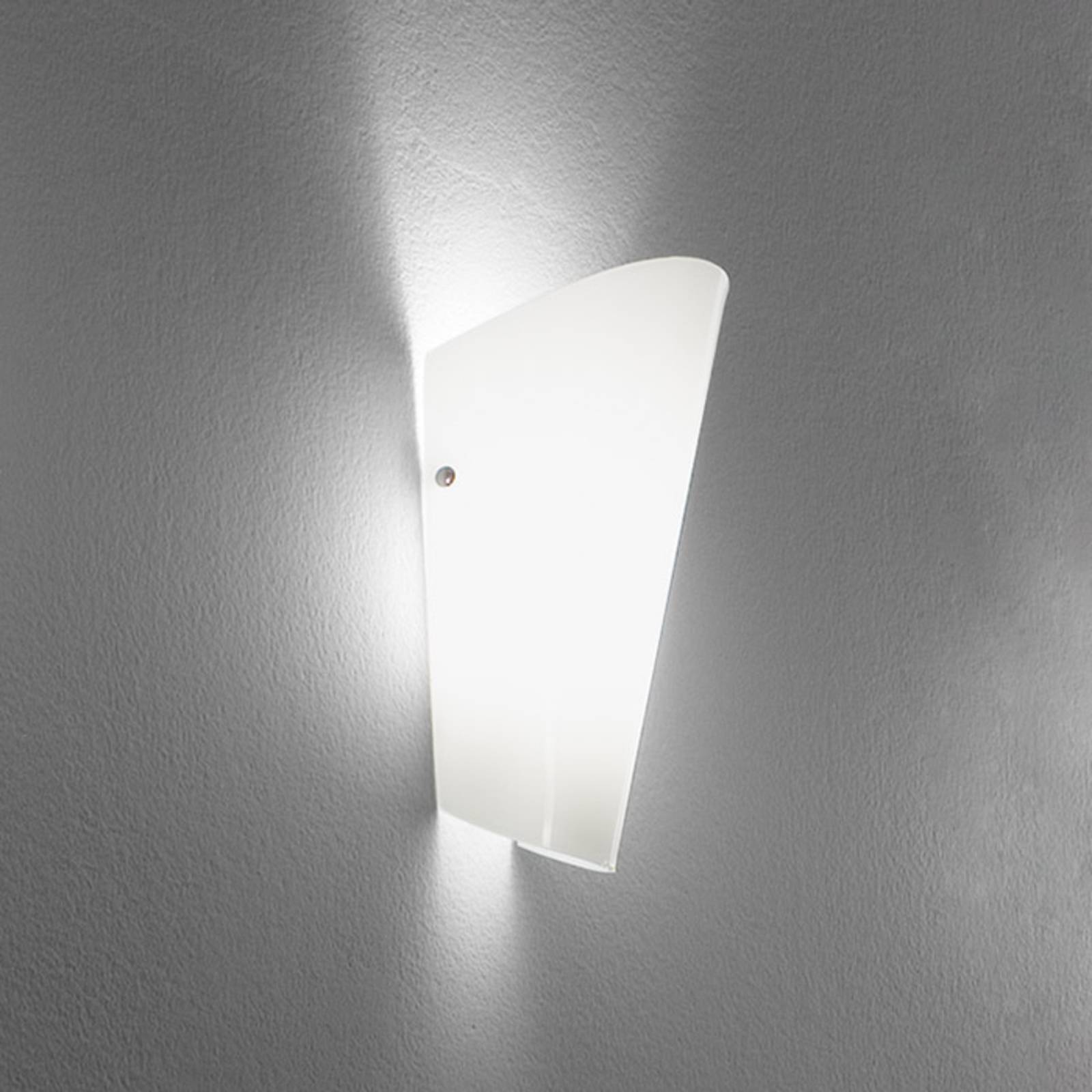 Pleasant wall light Bloom in white