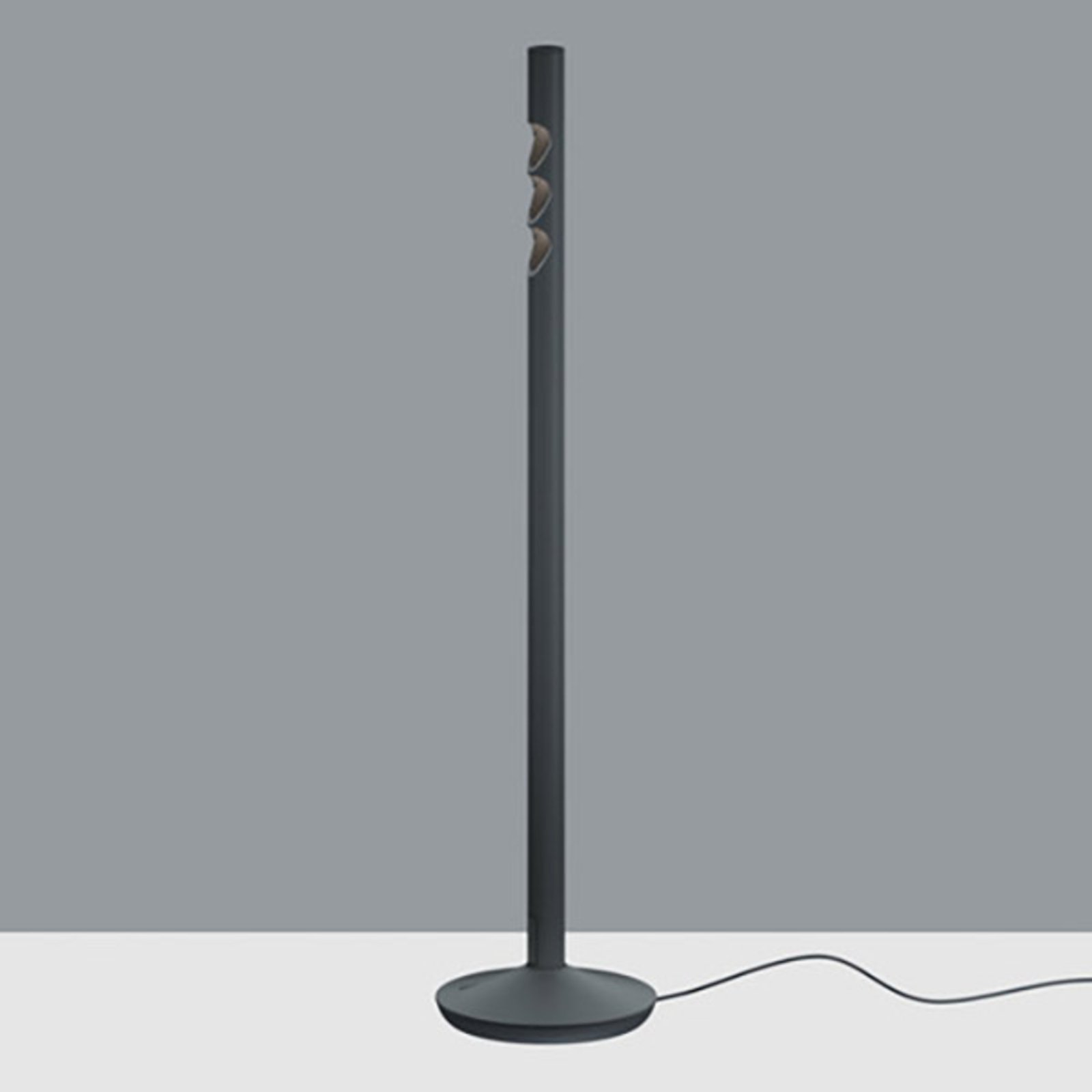 ERCO Lucy lampa stołowa LED ze stopą, czarna 930